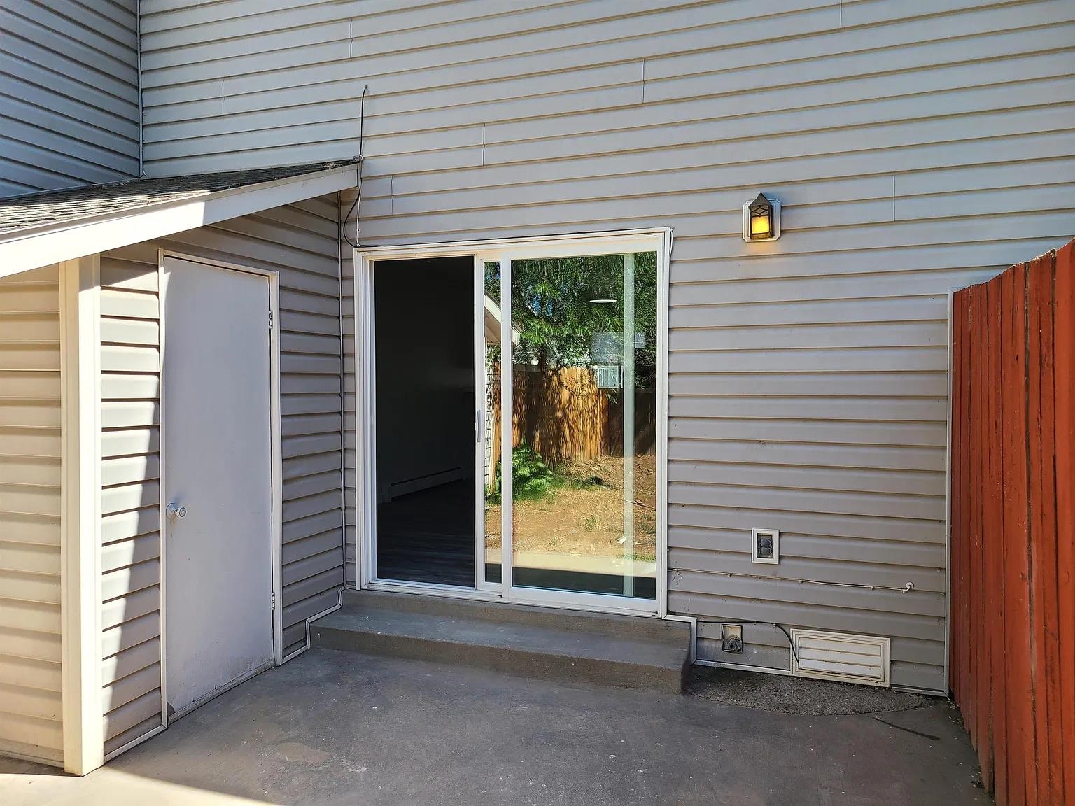 257 Beacon Court Property Photo 19