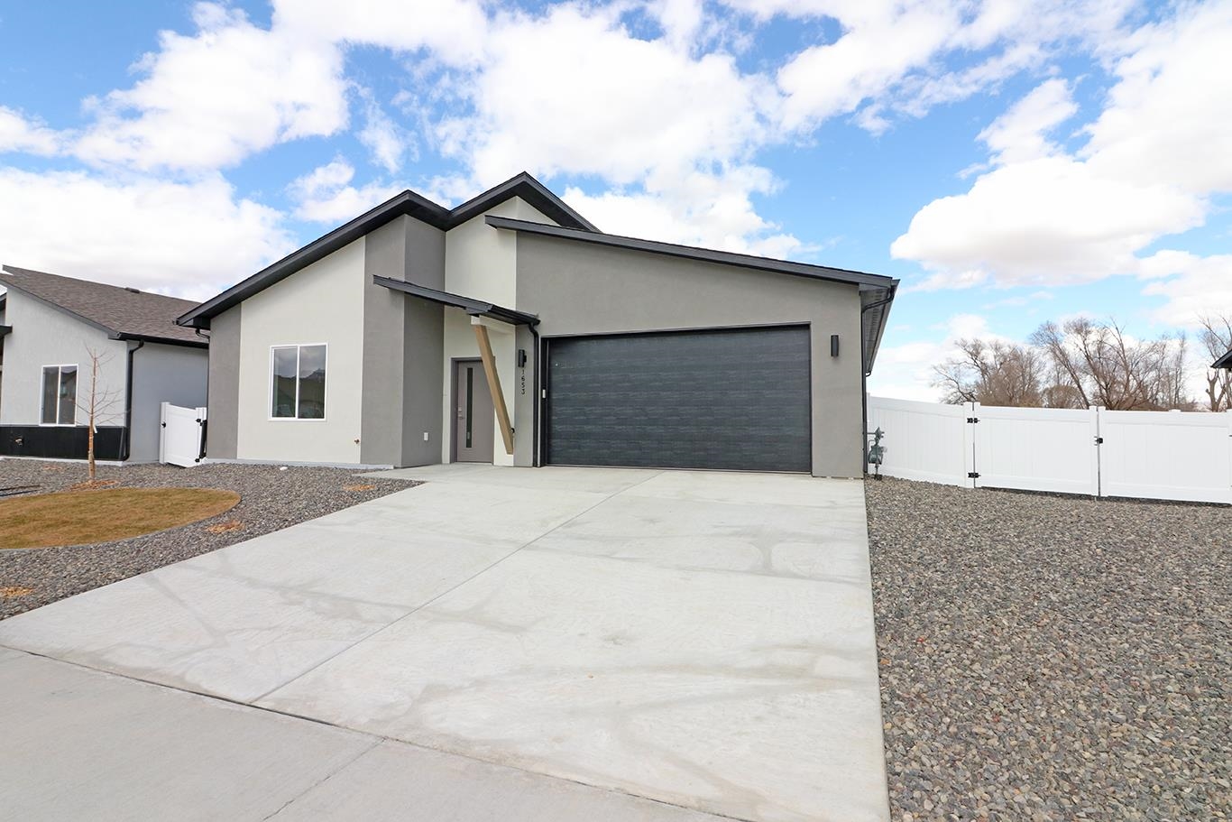 1653 Rusty Rivet Road Property Photo 2