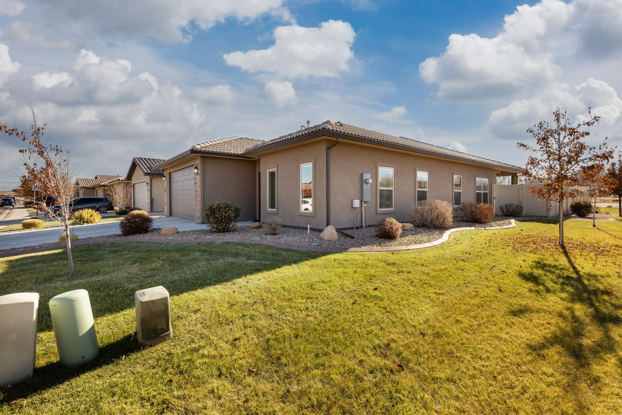 2833 Kelso Mesa Drive Property Photo 4