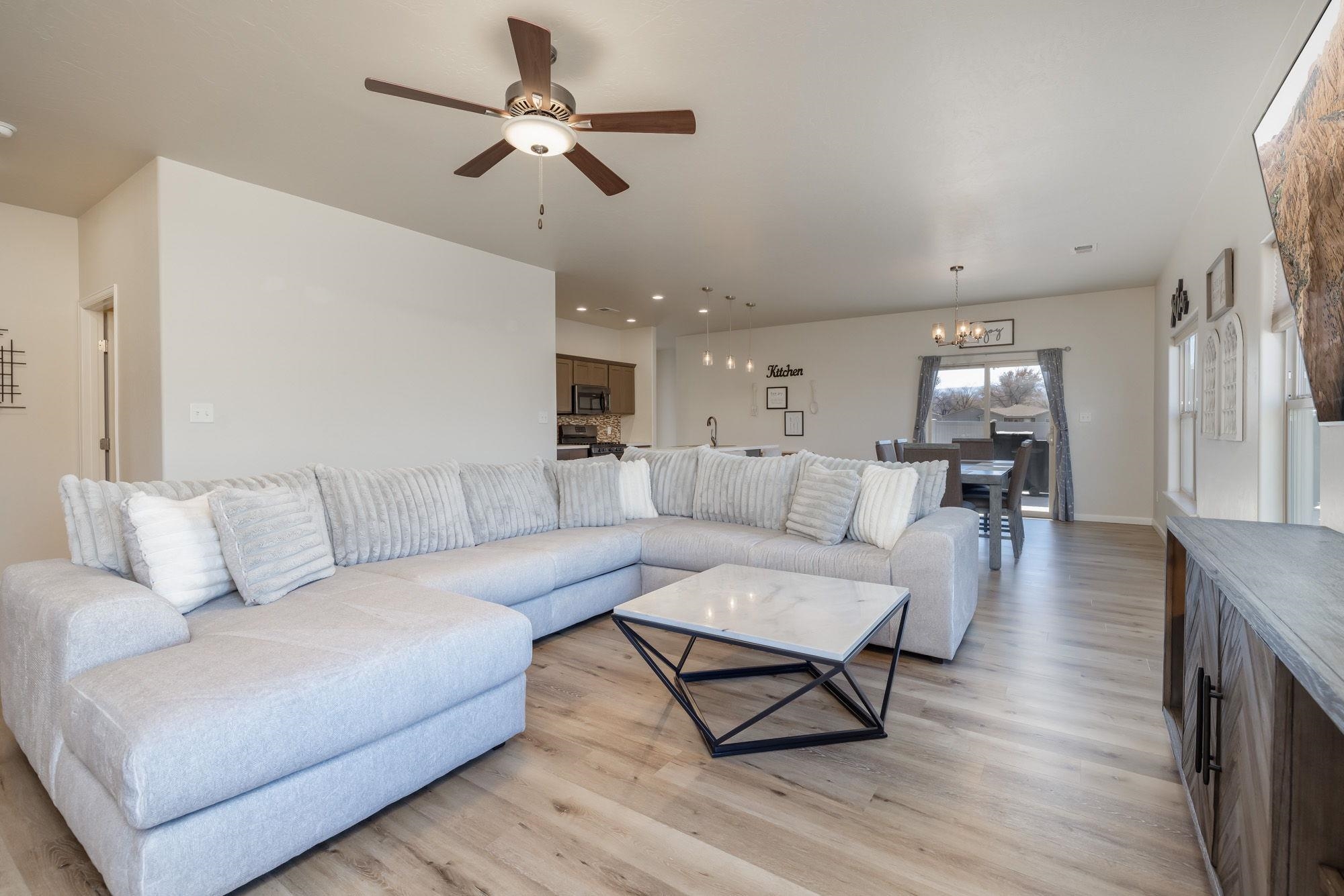 2833 Kelso Mesa Drive Property Photo 12