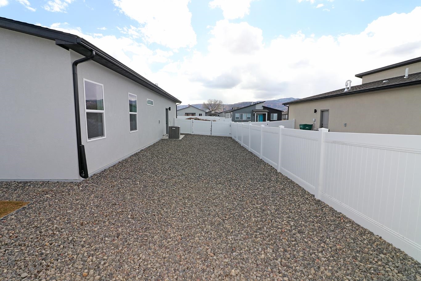 1643 Rusty Rivet Road Property Photo 8
