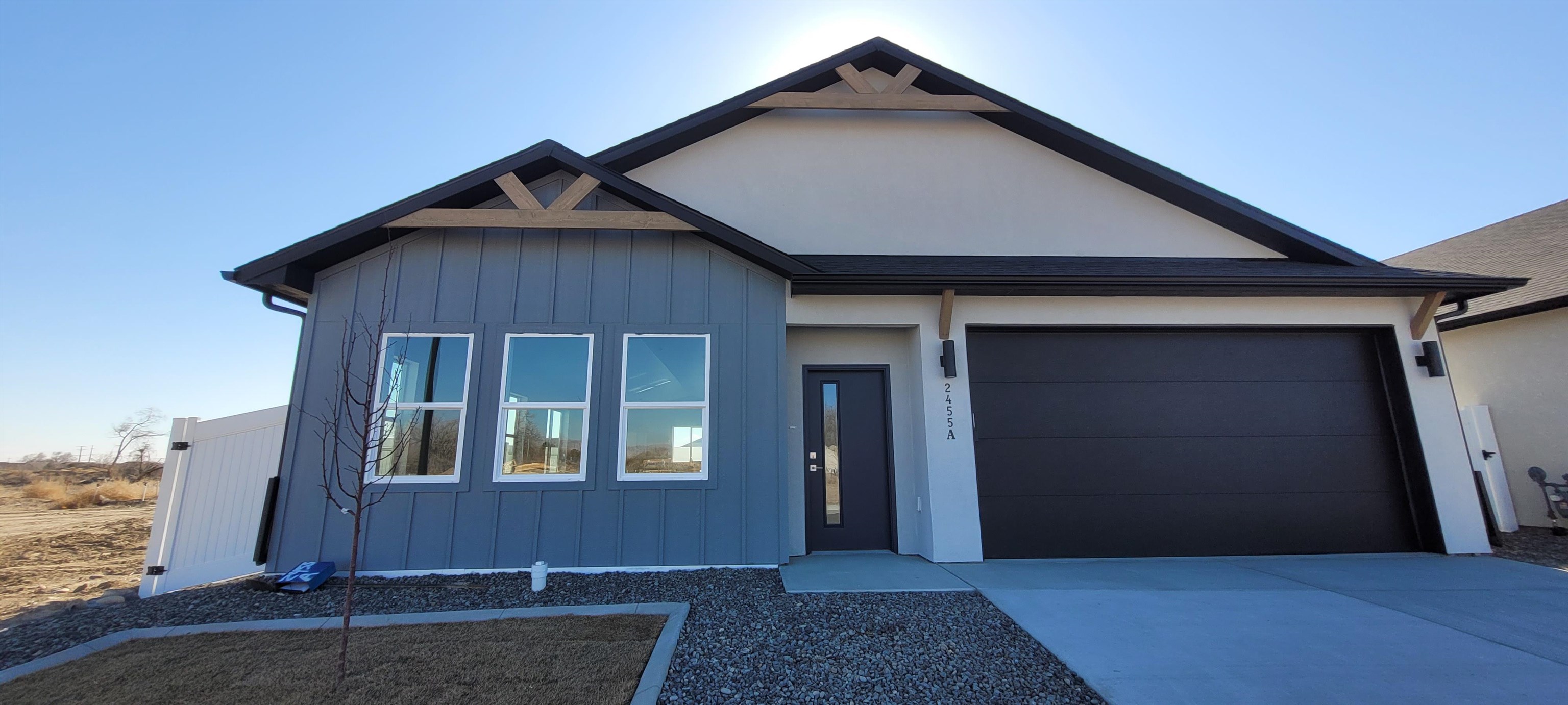 2455 Hamilton Road Property Photo