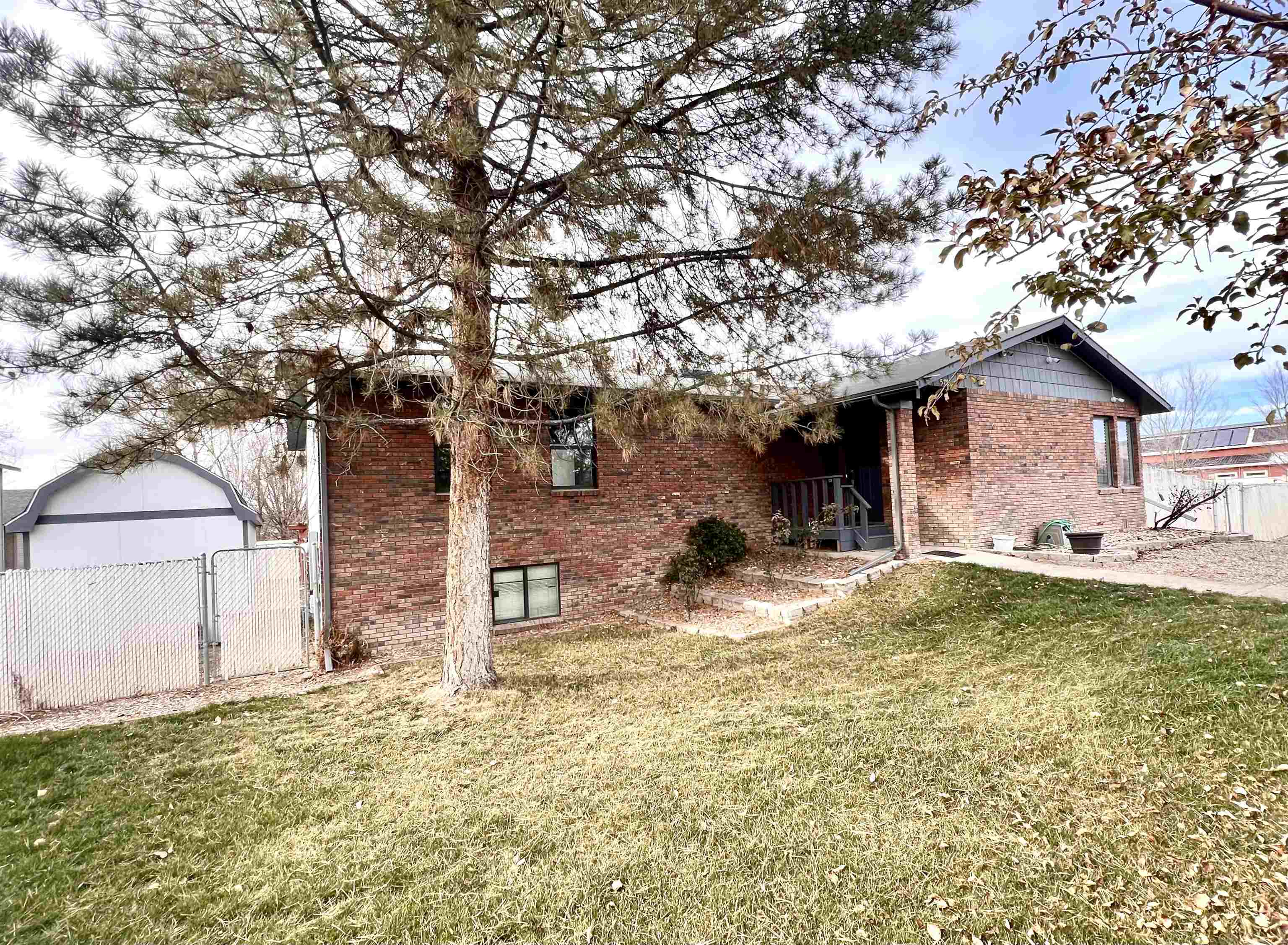 575 29 Road Property Photo 2