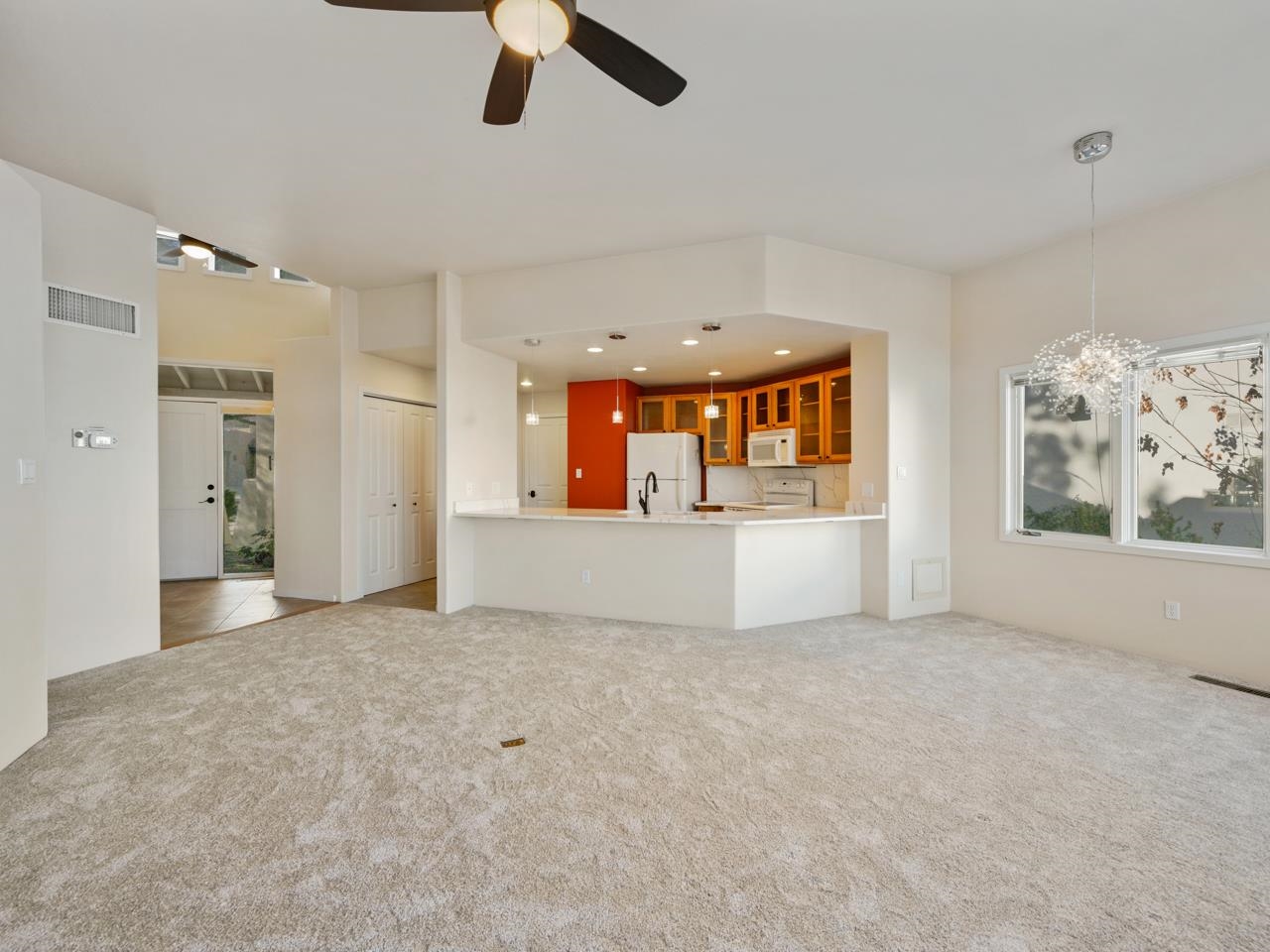 482 Seasons Court Property Photo 8