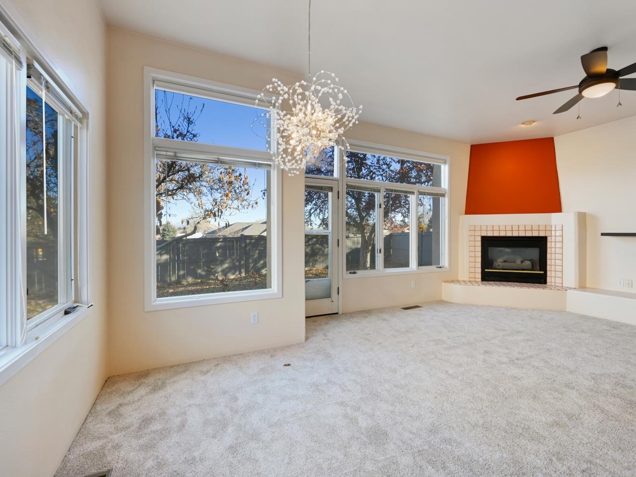 482 Seasons Court Property Photo 10
