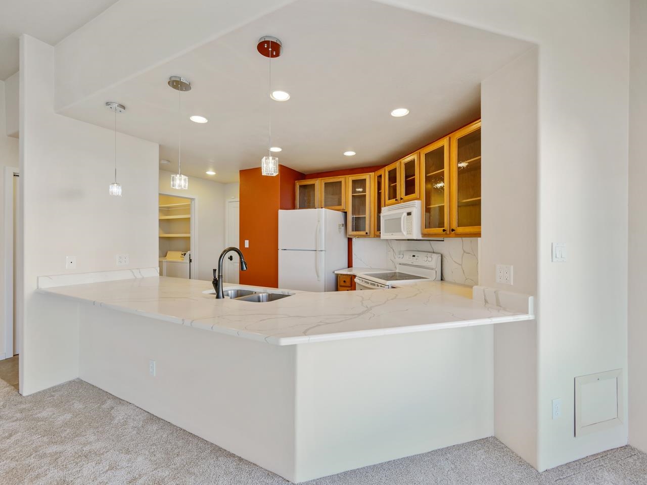 482 Seasons Court Property Photo 11