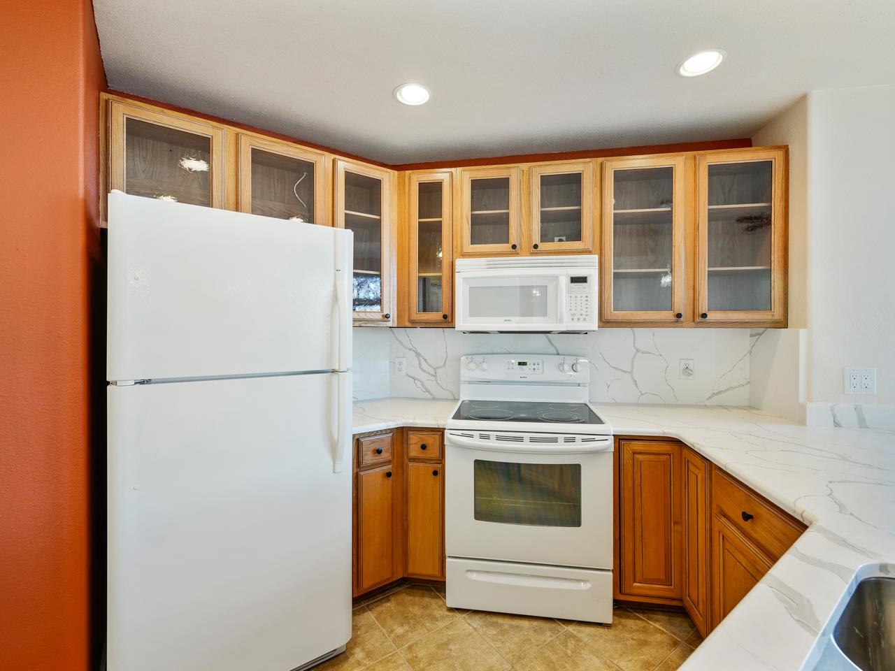 482 Seasons Court Property Photo 14