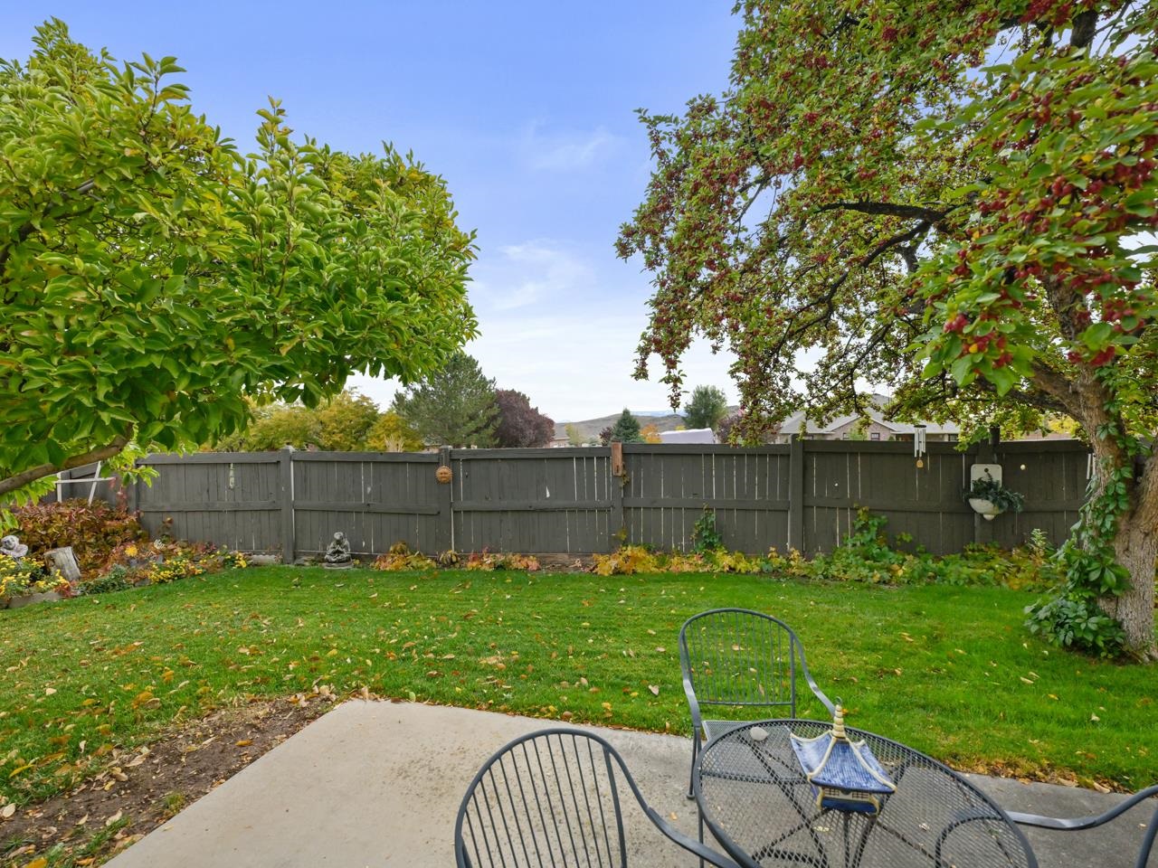 482 Seasons Court Property Photo 25