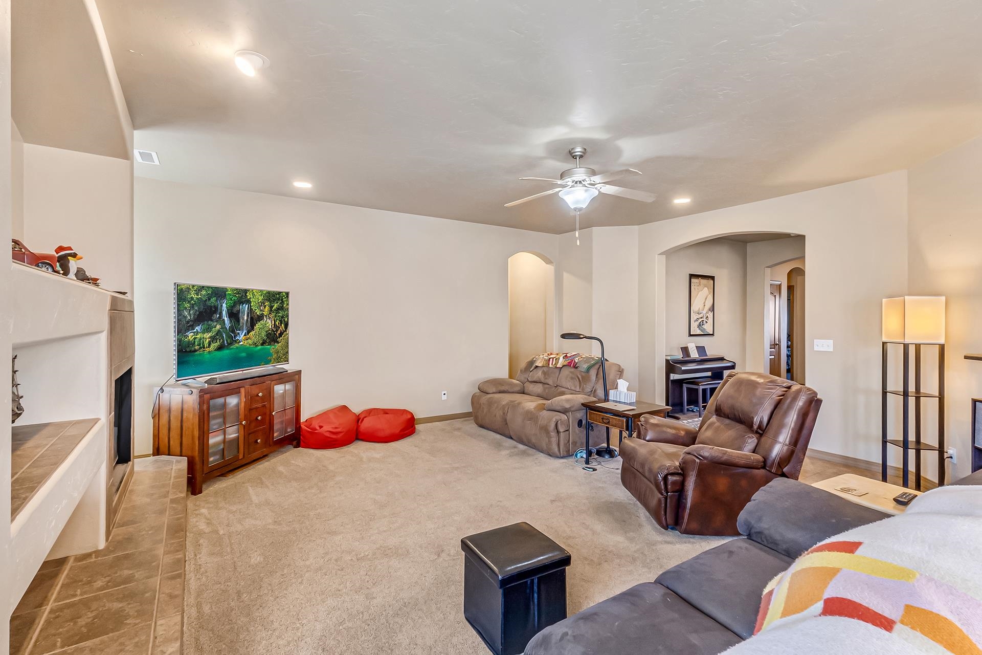 454 Chatfield Lane Property Photo 4