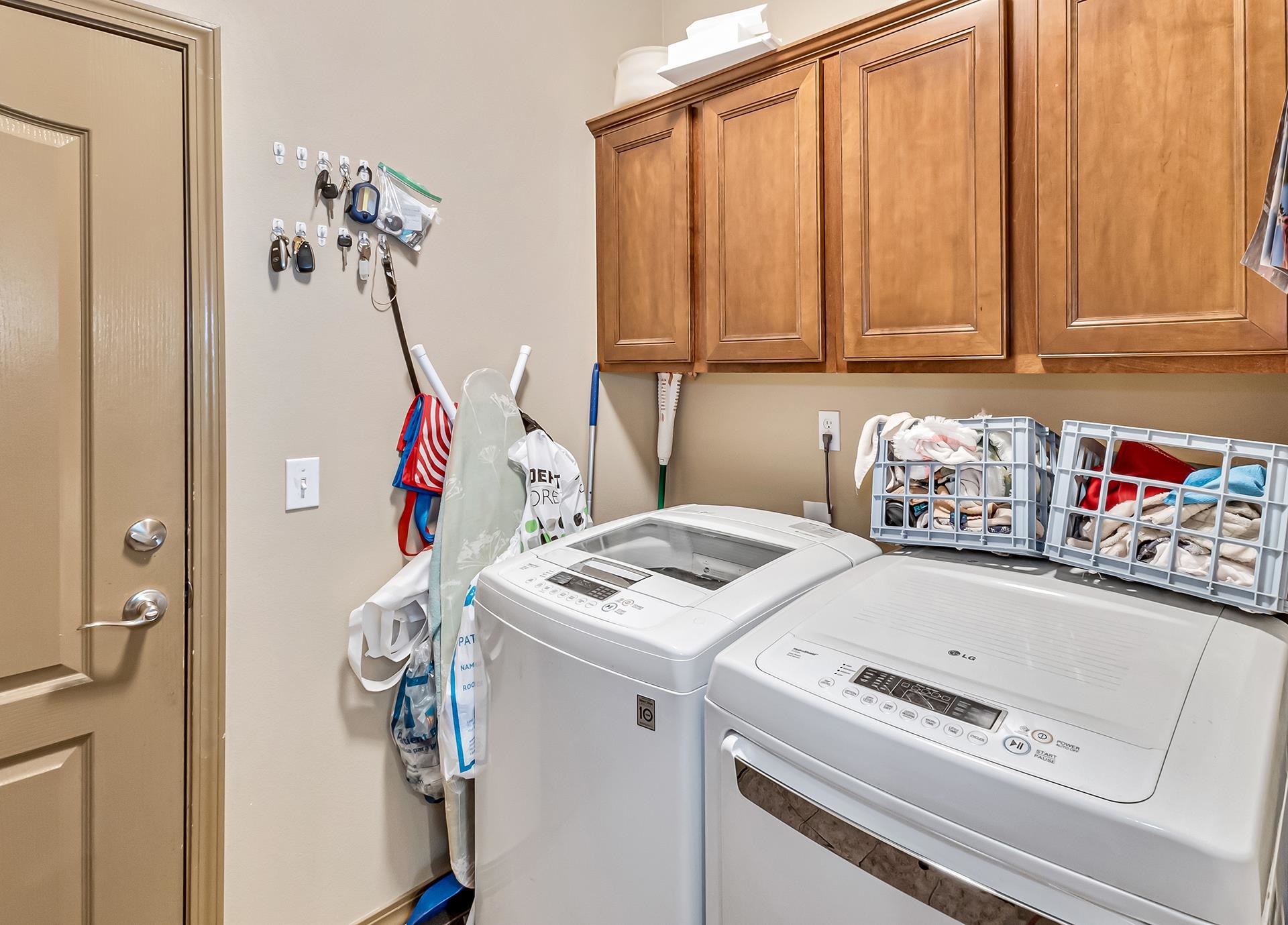 454 Chatfield Lane Property Photo 18