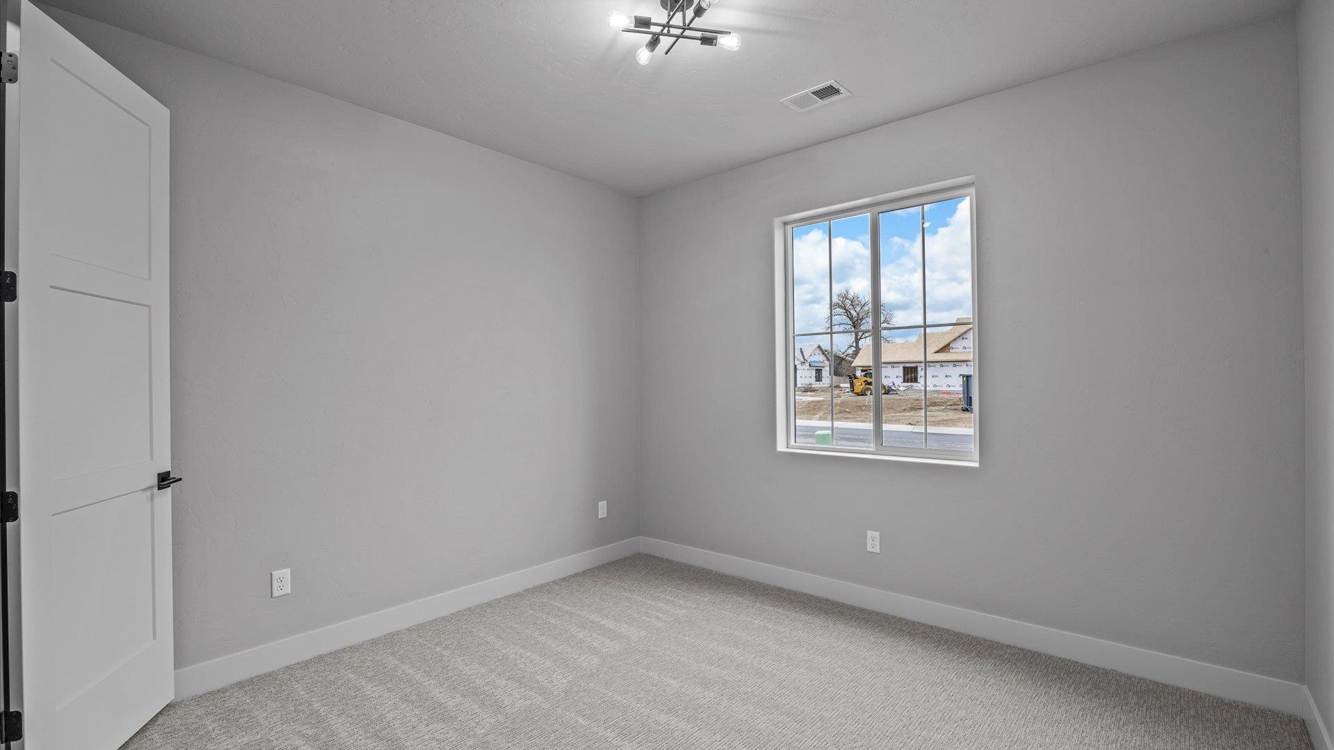 835 Ambrosia Avenue Property Photo 21