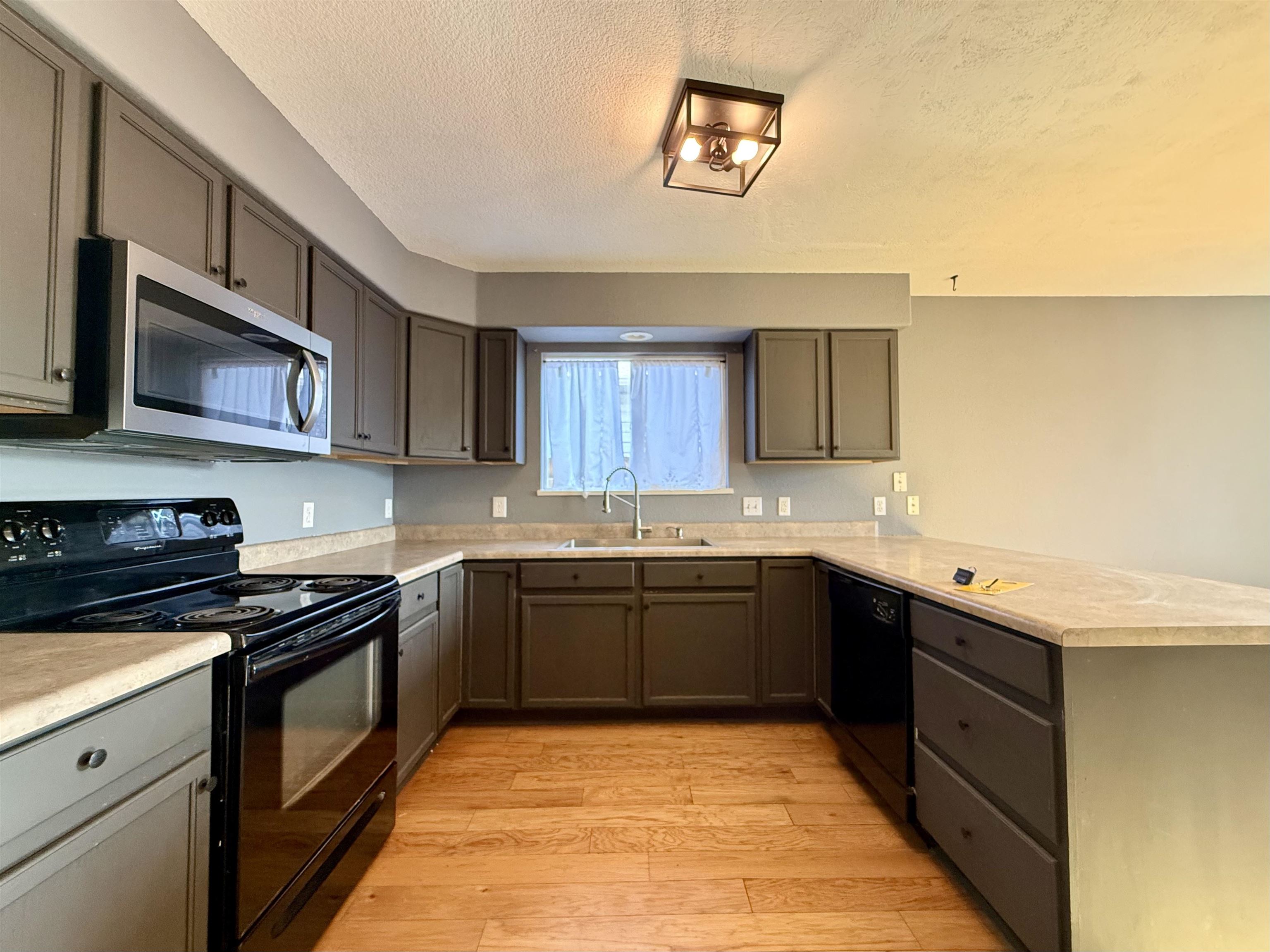 255 Sargent Circle Property Photo 25