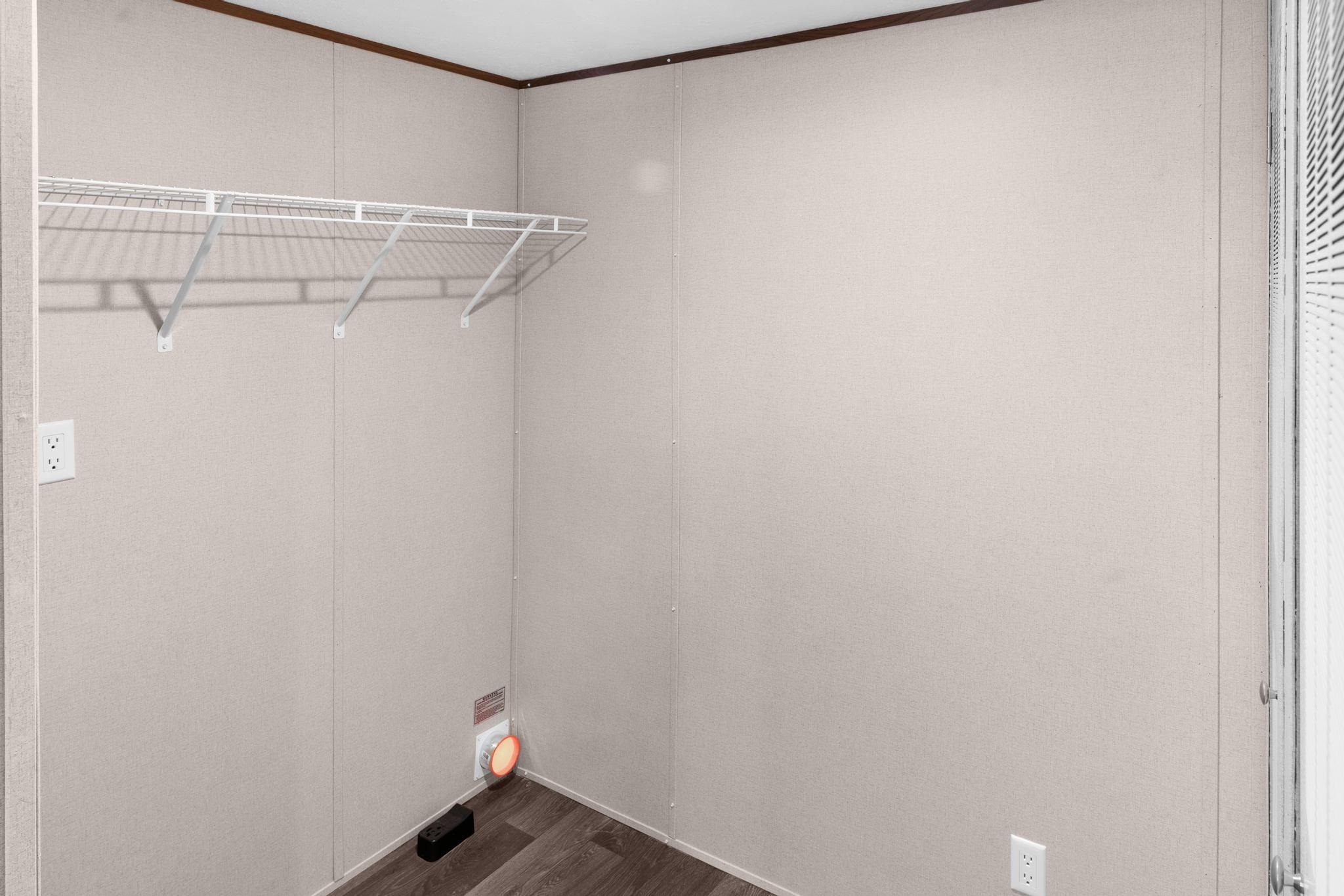 317 W 8th Street Property Photo 7