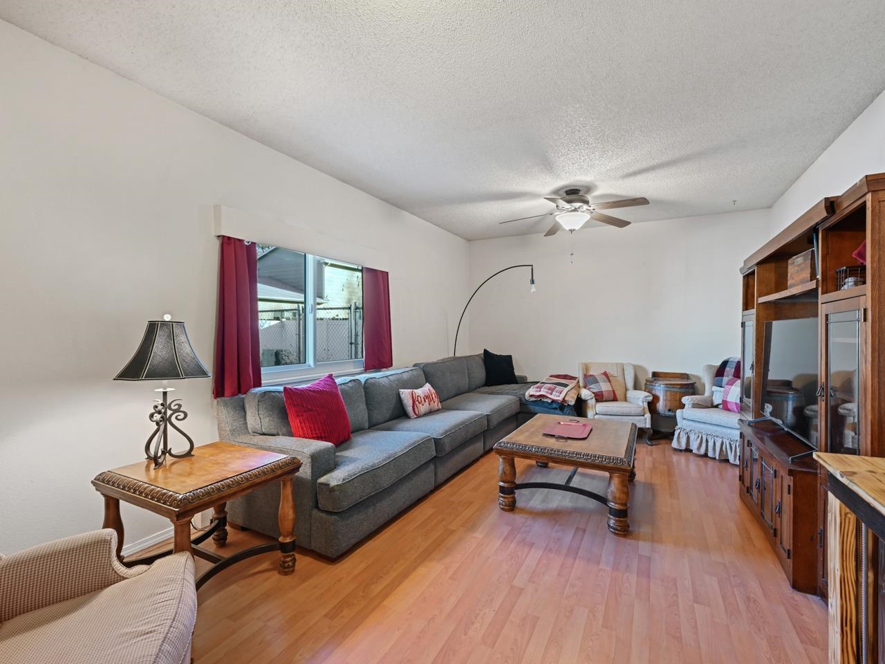 580 Placer Street Property Photo 2