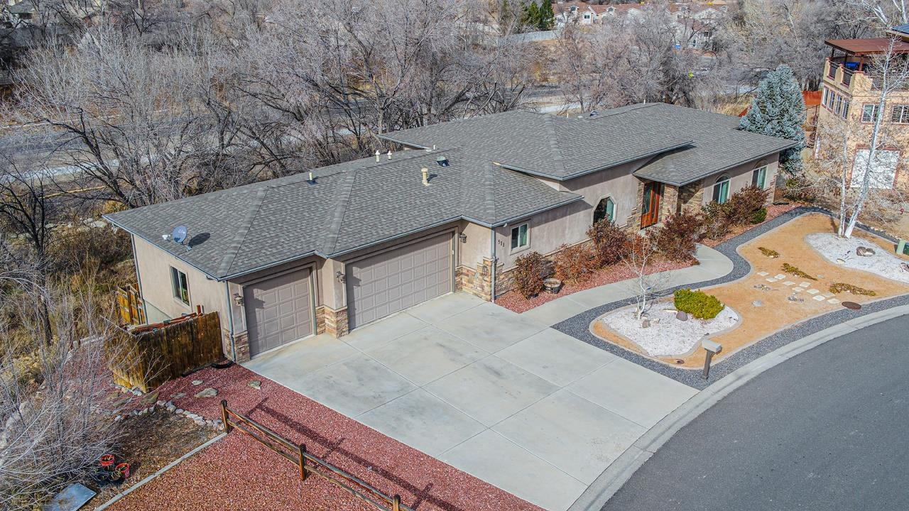 511 Kansas Avenue Property Photo 4