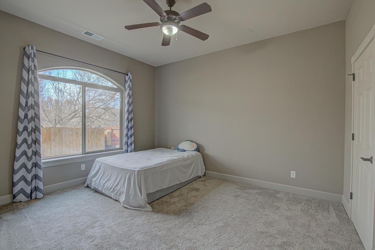 511 Kansas Avenue Property Photo 12