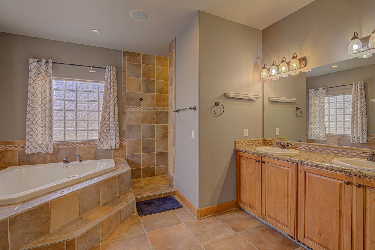 511 Kansas Avenue Property Photo 18