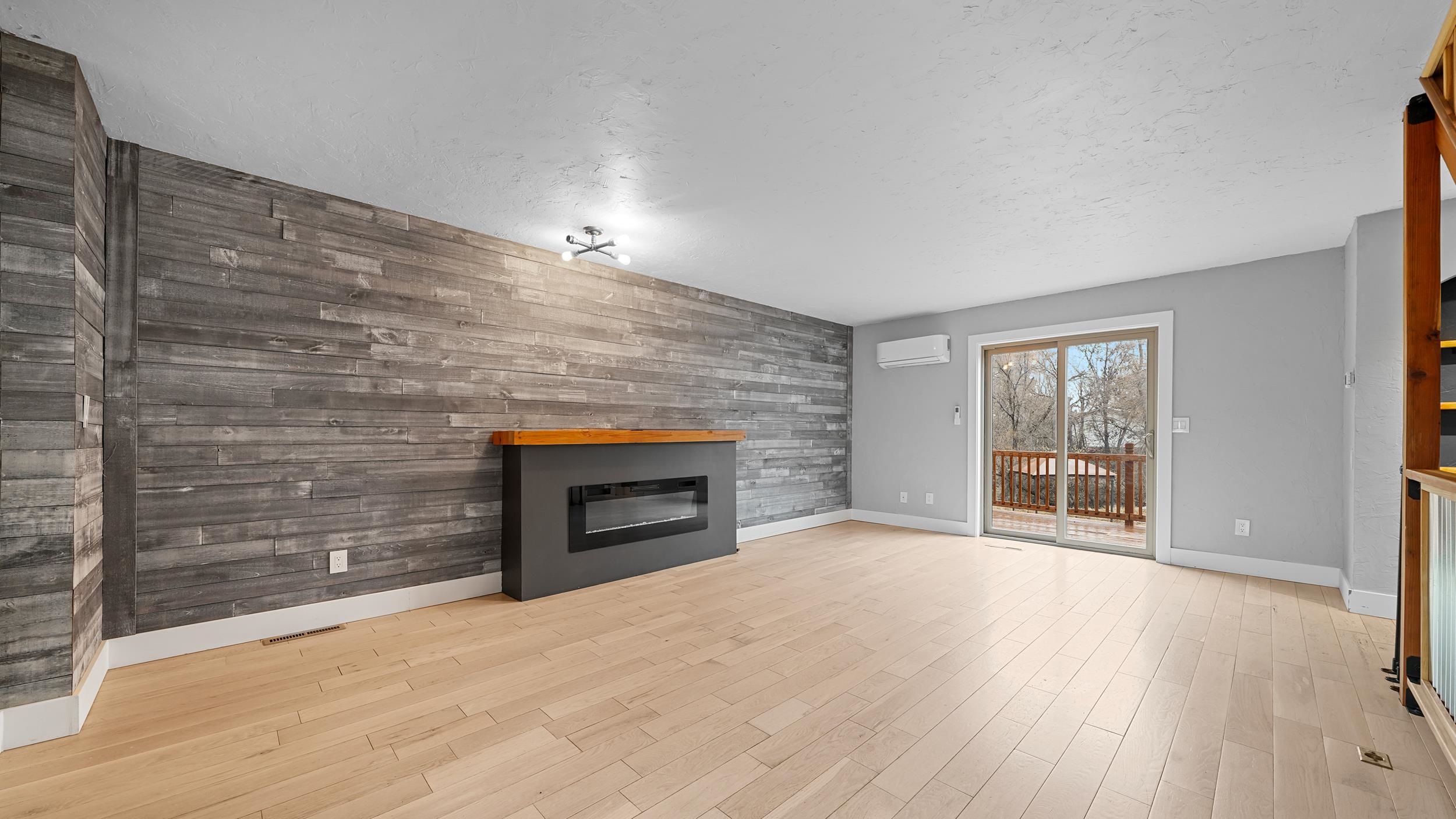457 N Mesa Avenue Property Photo 5