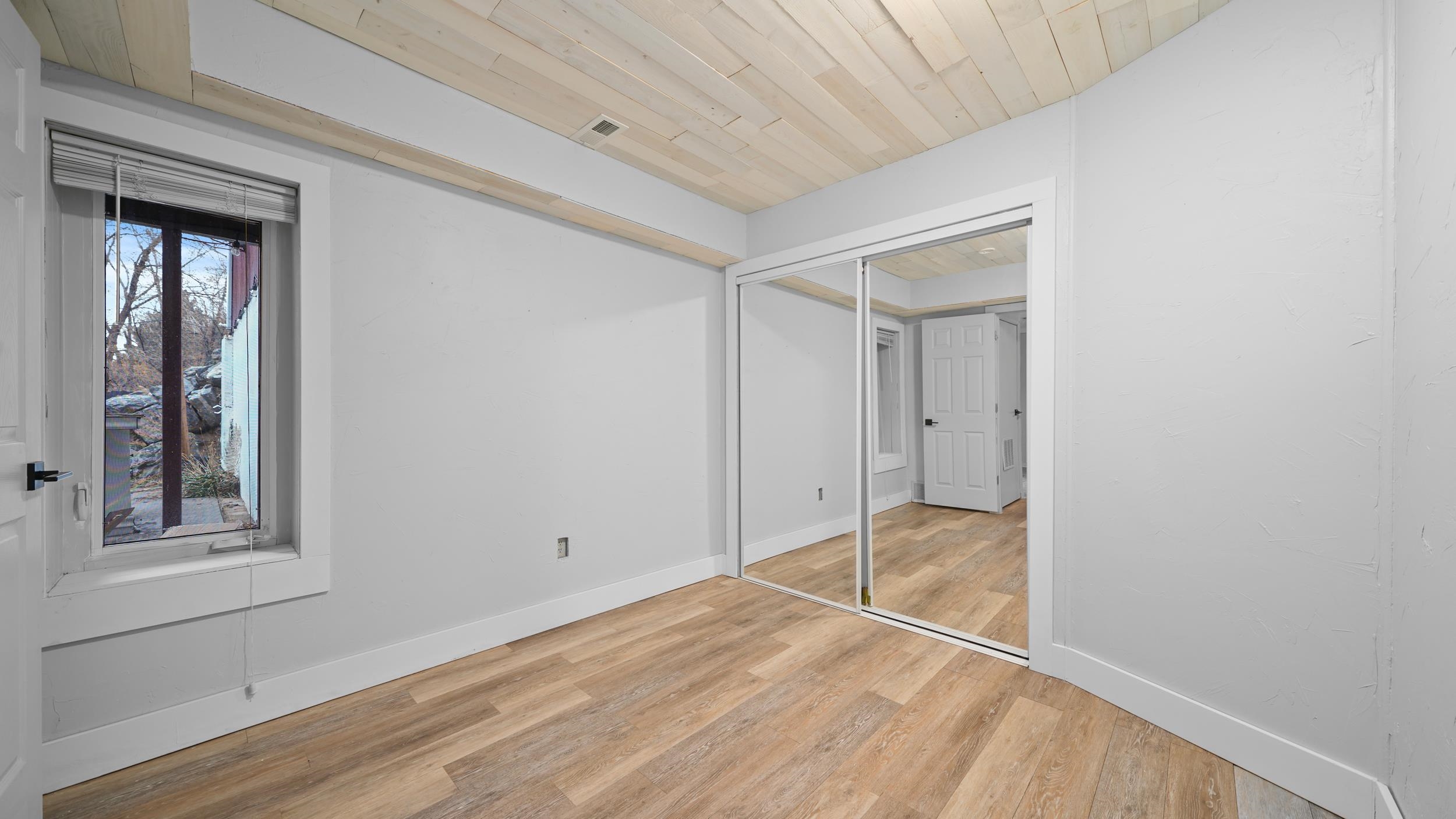 457 N Mesa Avenue Property Photo 18
