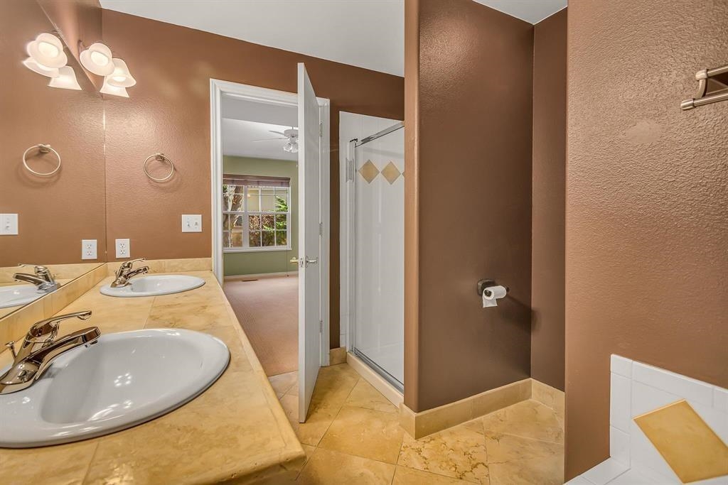 767 Glen Court Property Photo 10