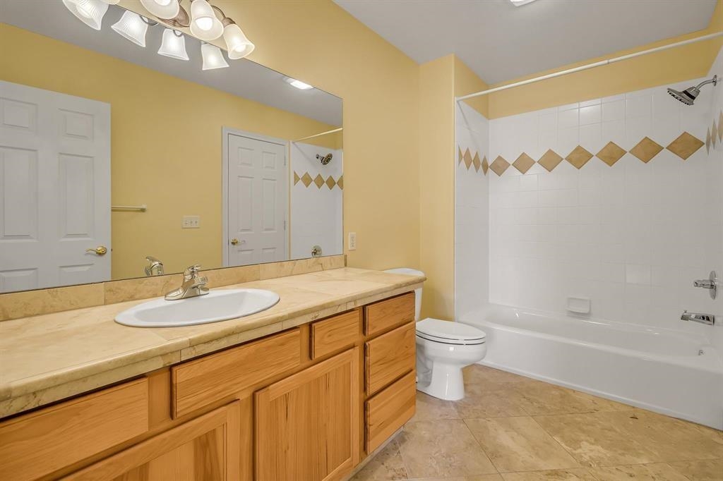 767 Glen Court Property Photo 12