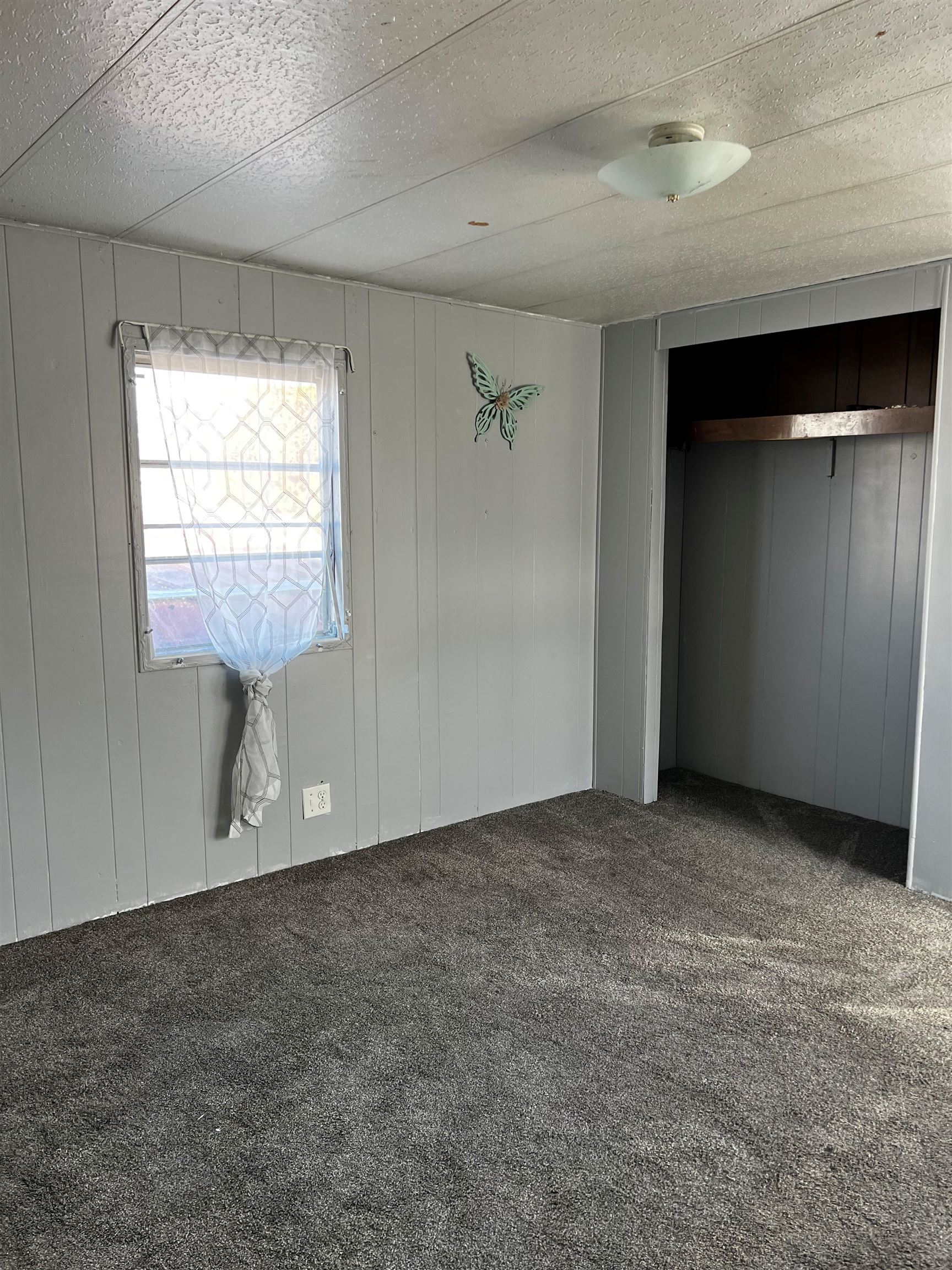 548 1/2 Normandy Way Property Photo 8