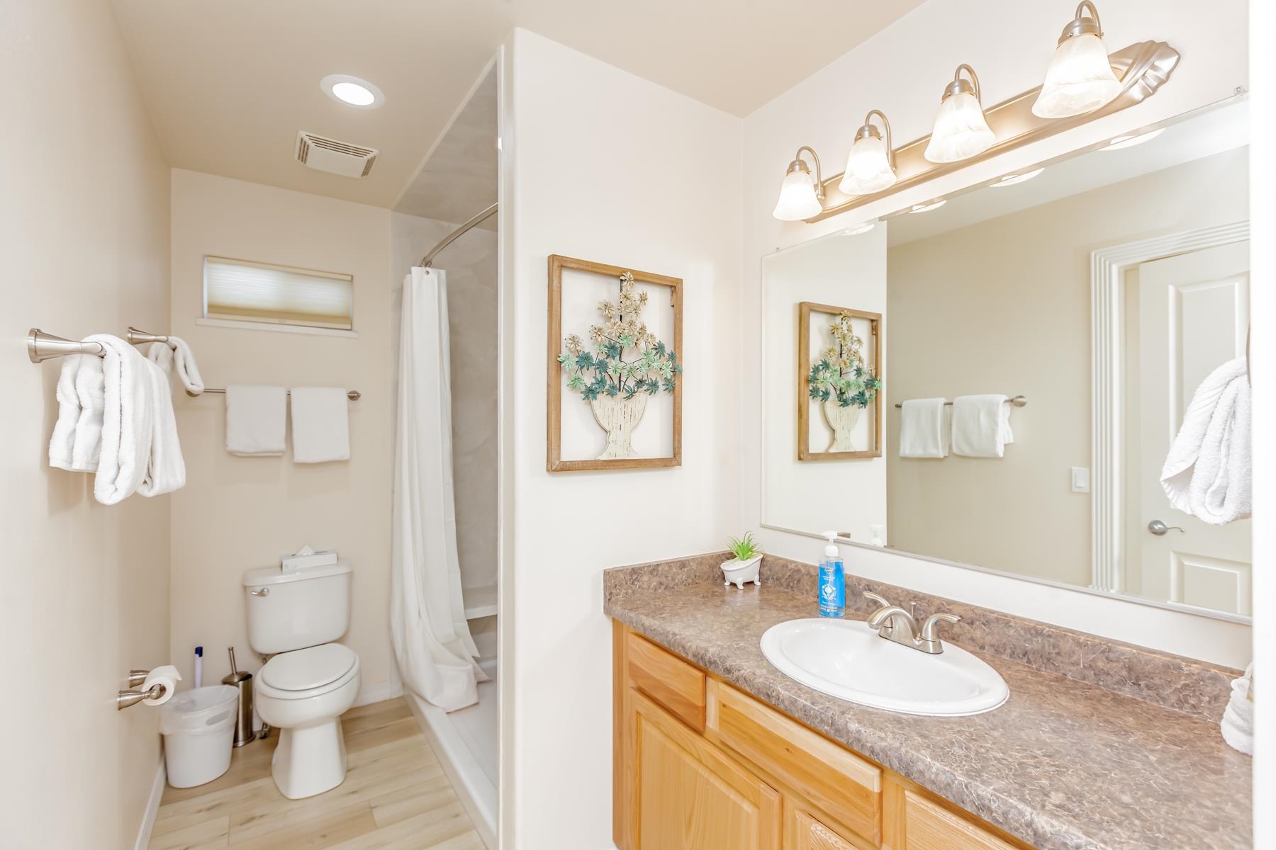 1259 Windsor Park Drive Property Photo 12