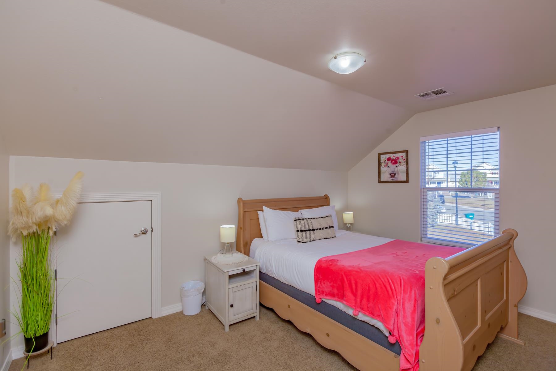 1259 Windsor Park Drive Property Photo 14