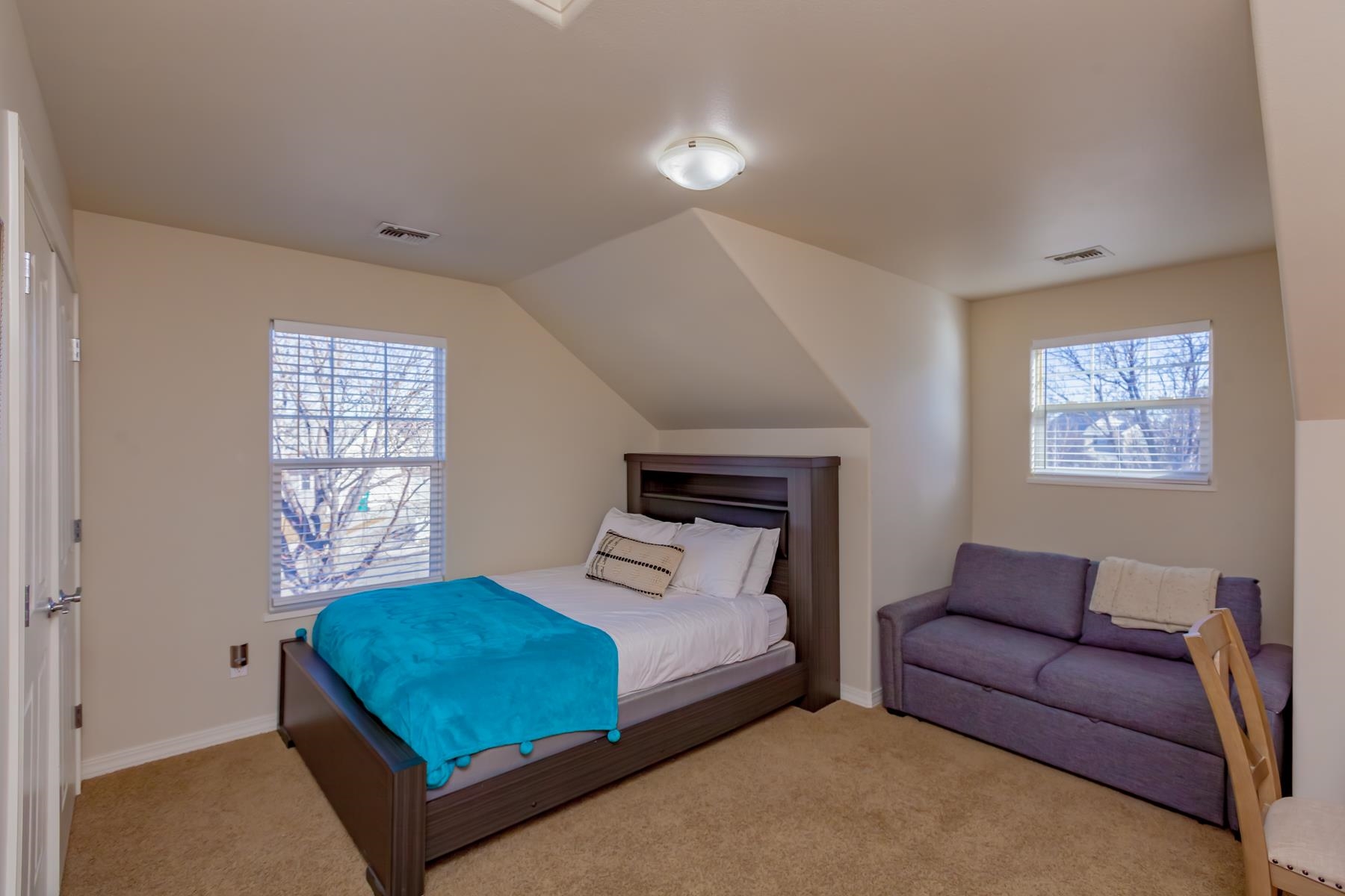 1259 Windsor Park Drive Property Photo 16