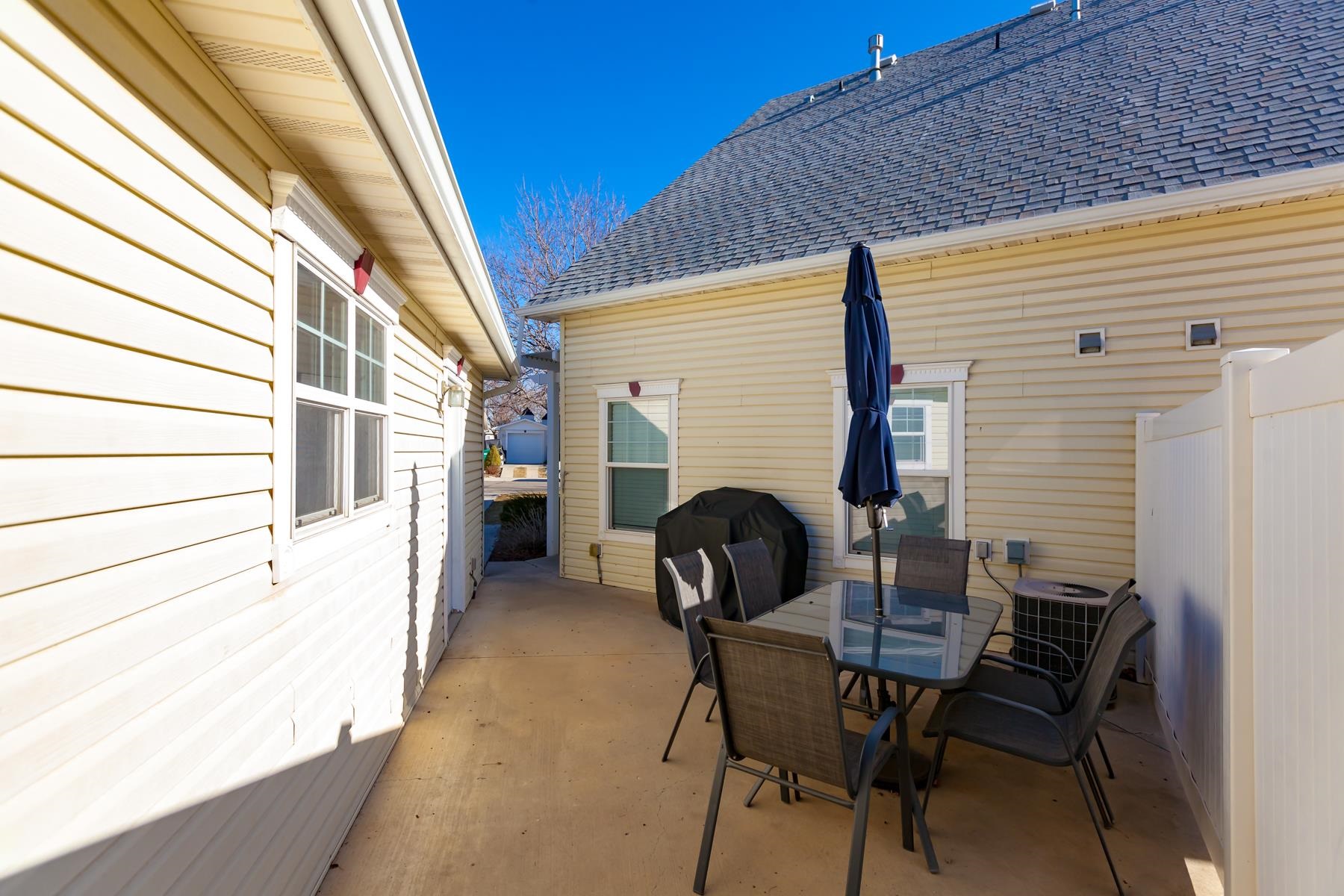 1259 Windsor Park Drive Property Photo 18