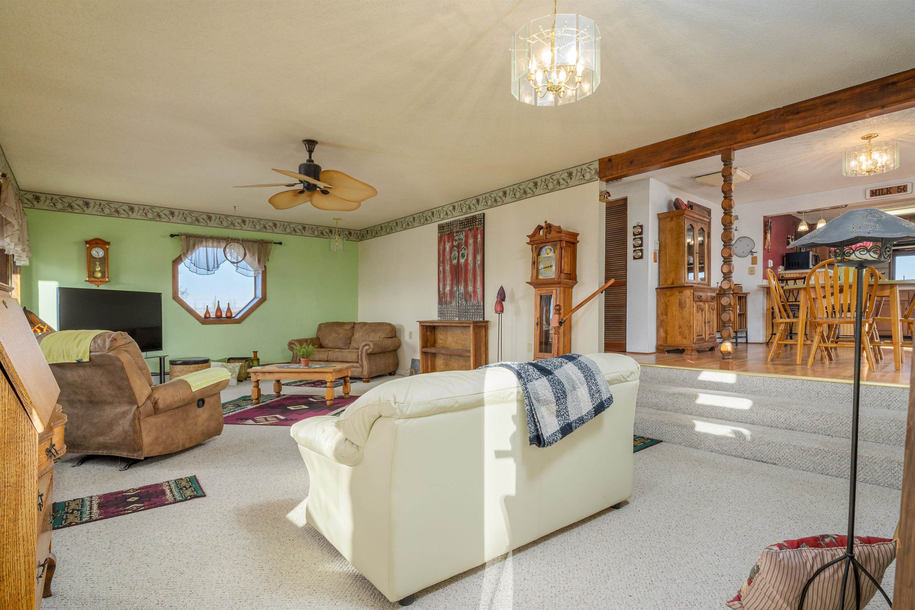 1026 Q Road Property Photo 10
