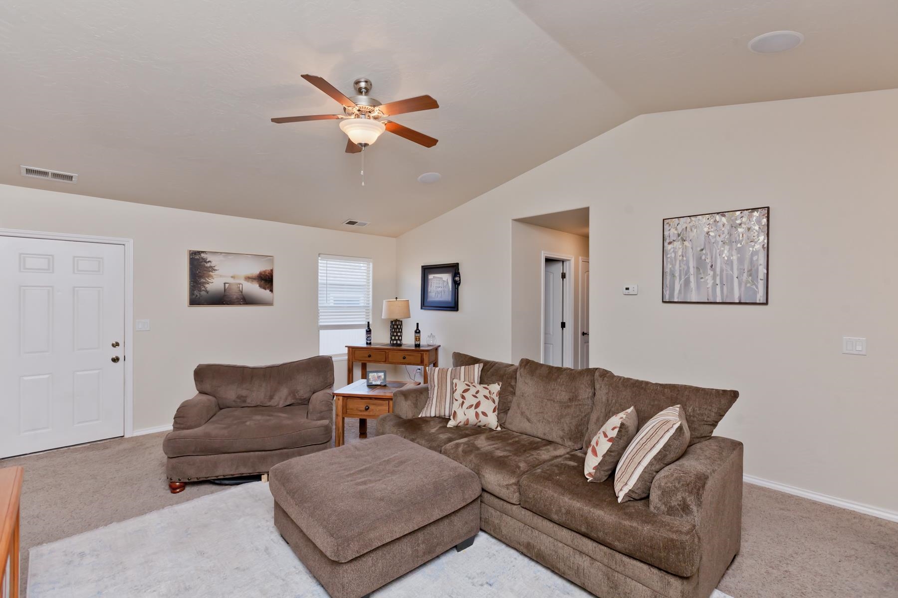 436 San Juan Street Property Photo 8