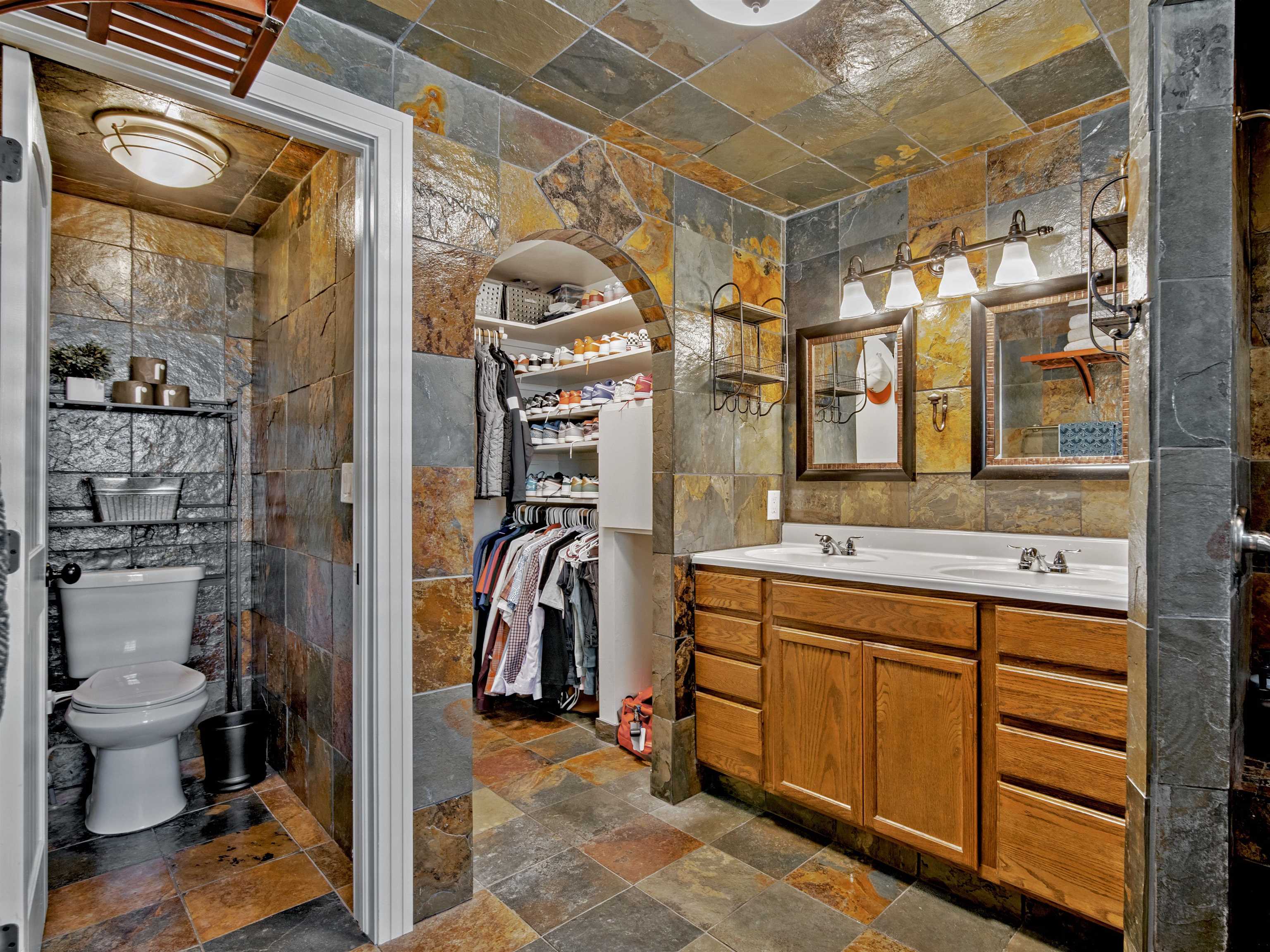 955 Grand Avenue Property Photo 17