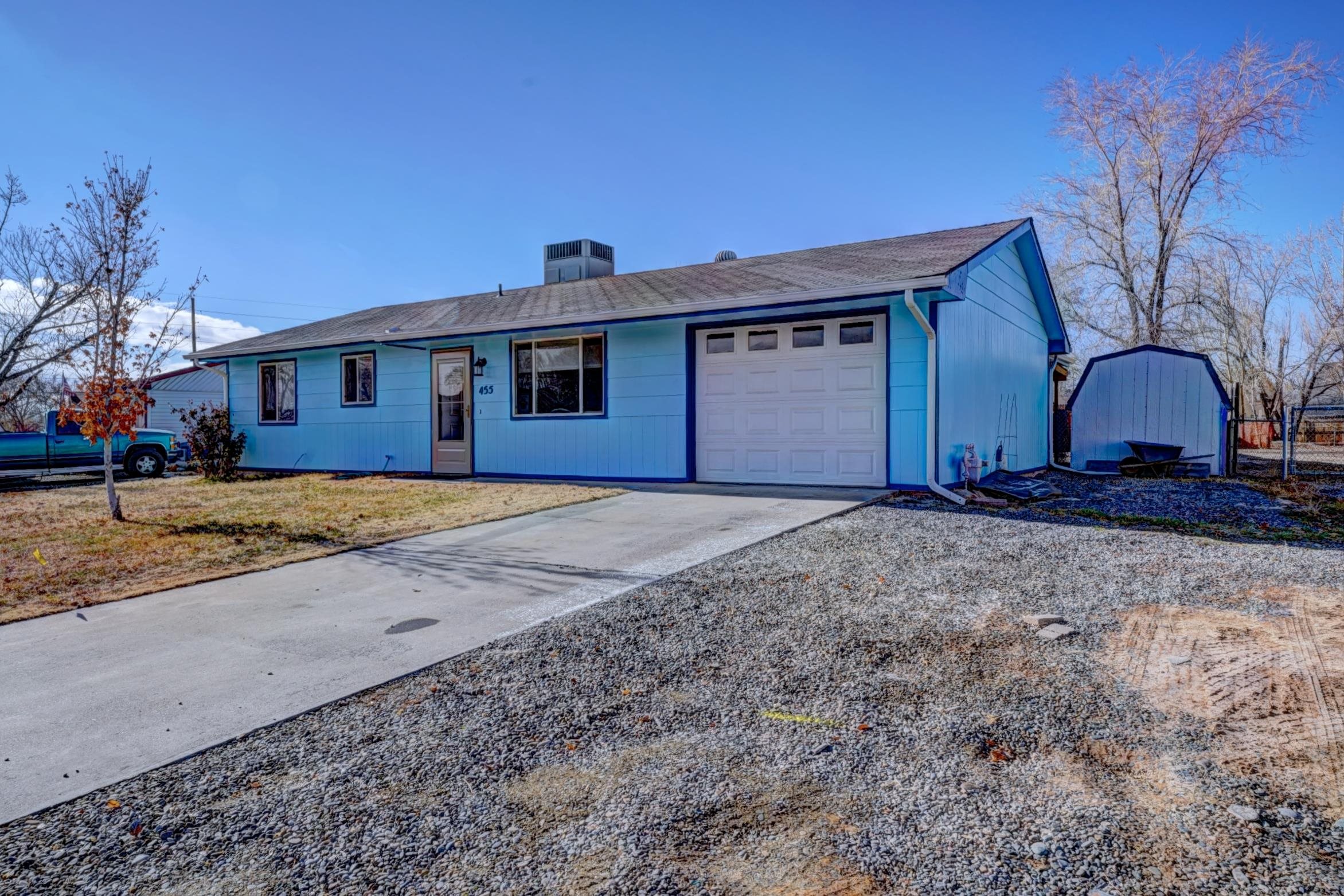 455 Seminole Court Property Photo