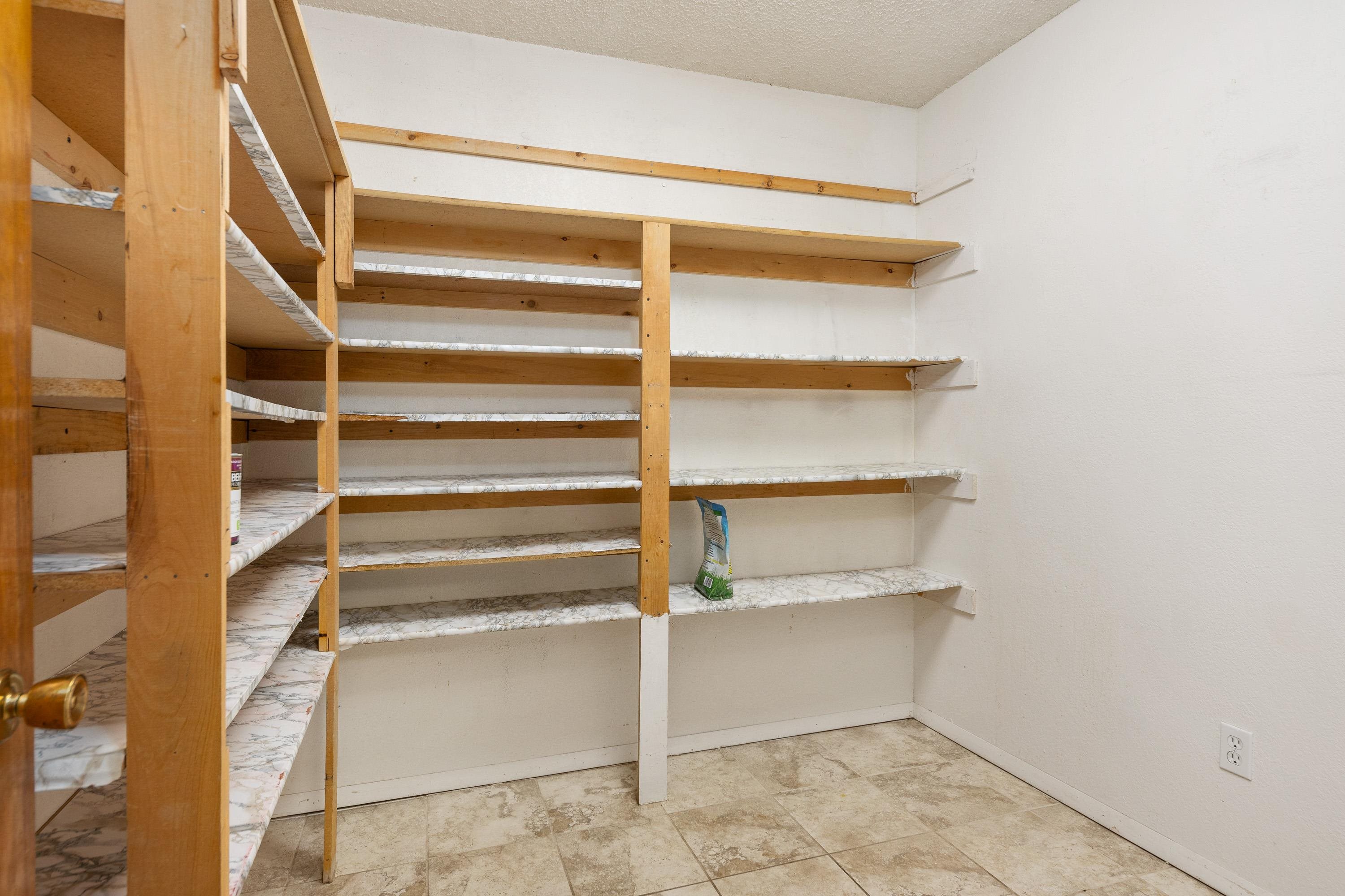 6740 1900 Road Property Photo 21