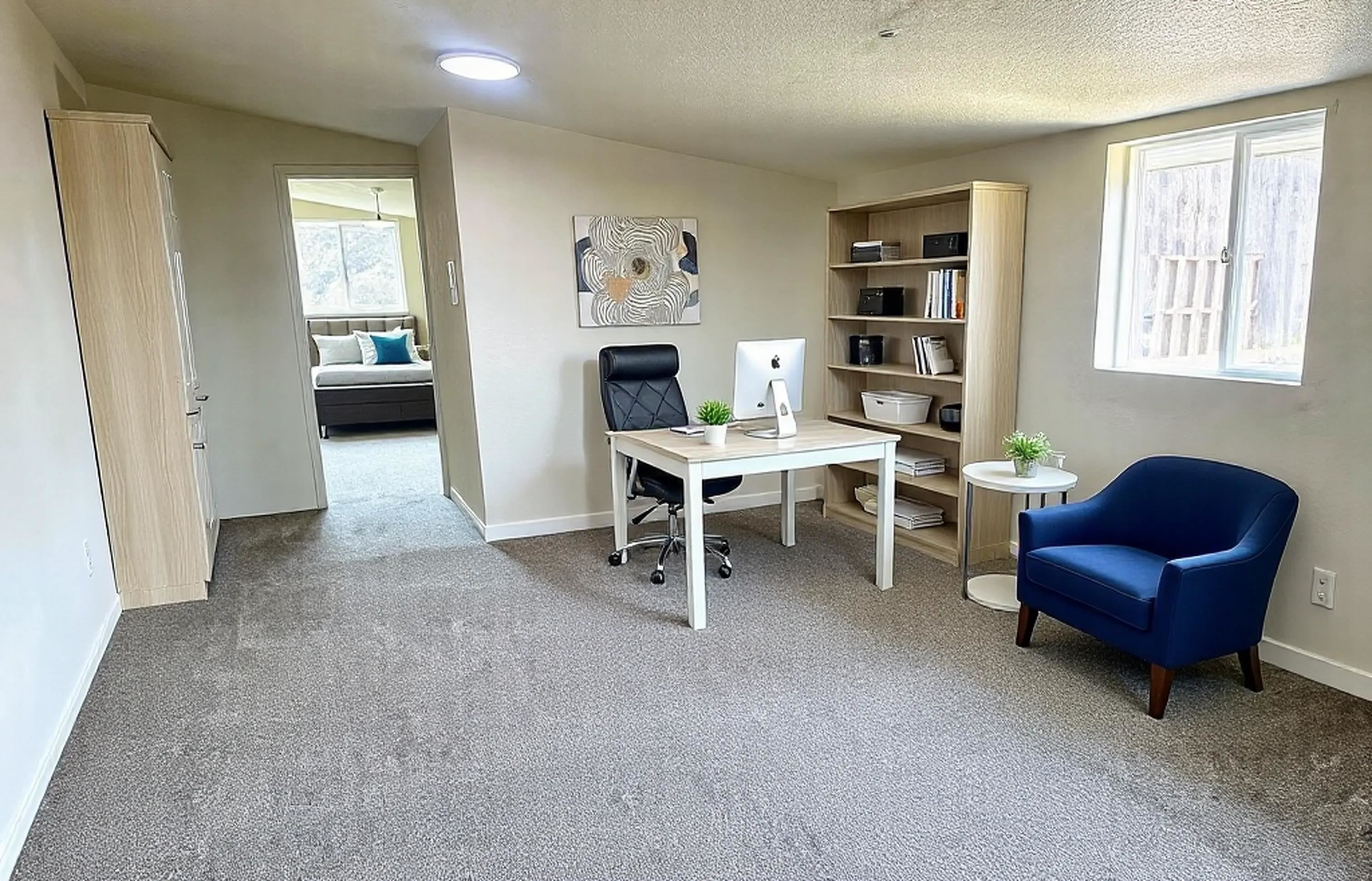 105 29 3/4 Road Property Photo 3