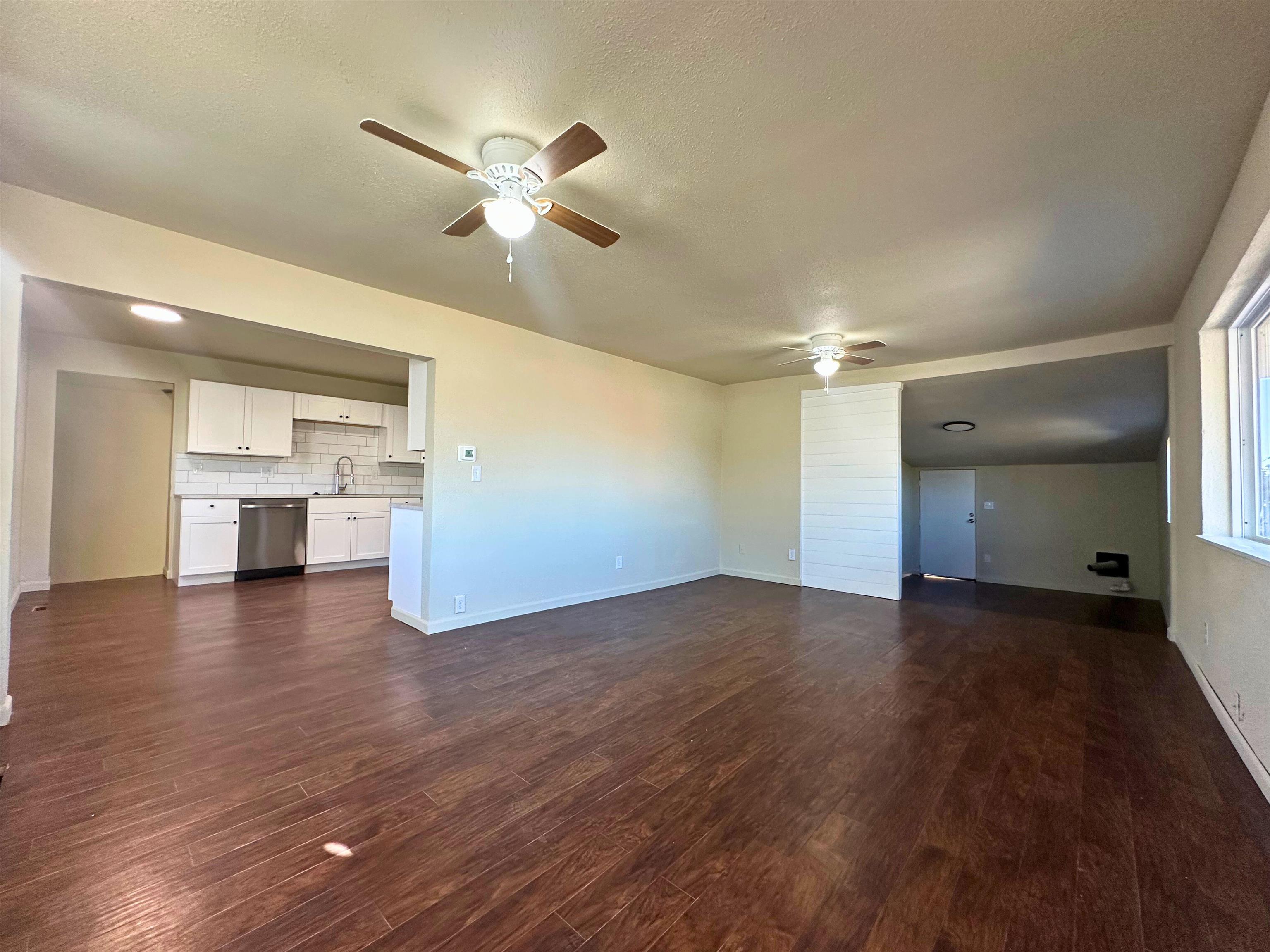 105 29 3/4 Road Property Photo 4