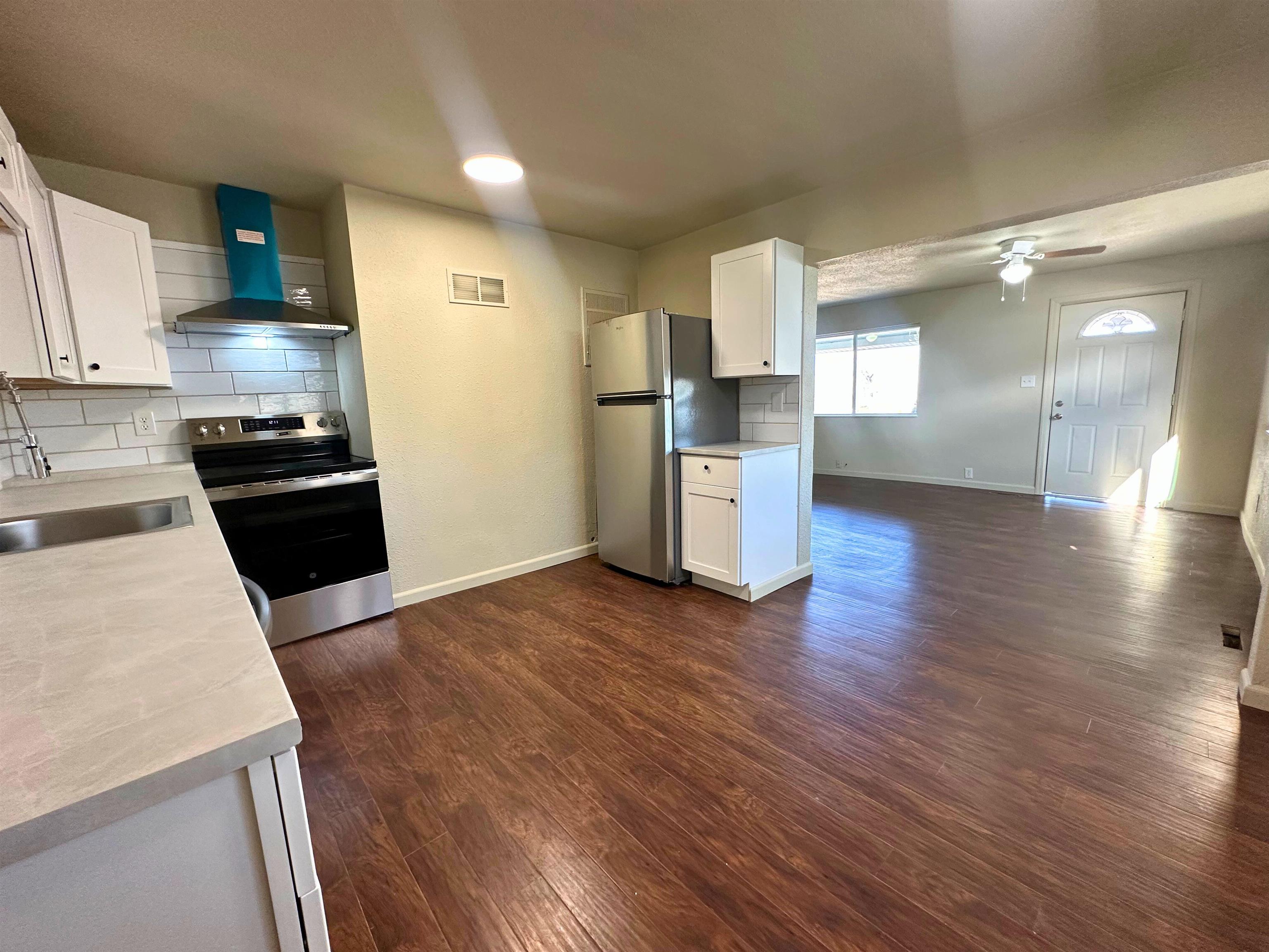 105 29 3/4 Road Property Photo 5
