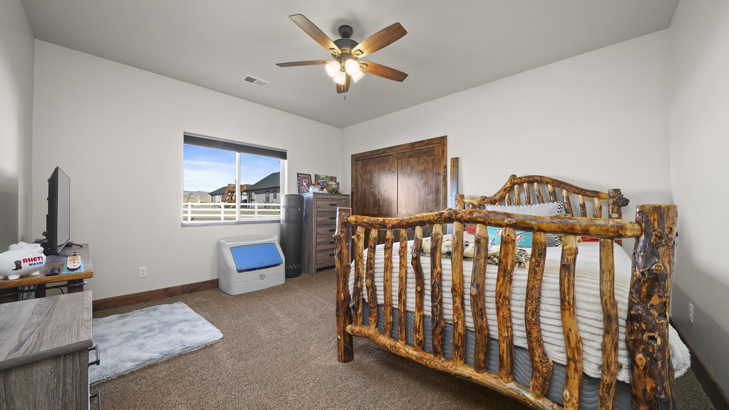 947 26 Road Property Photo 23