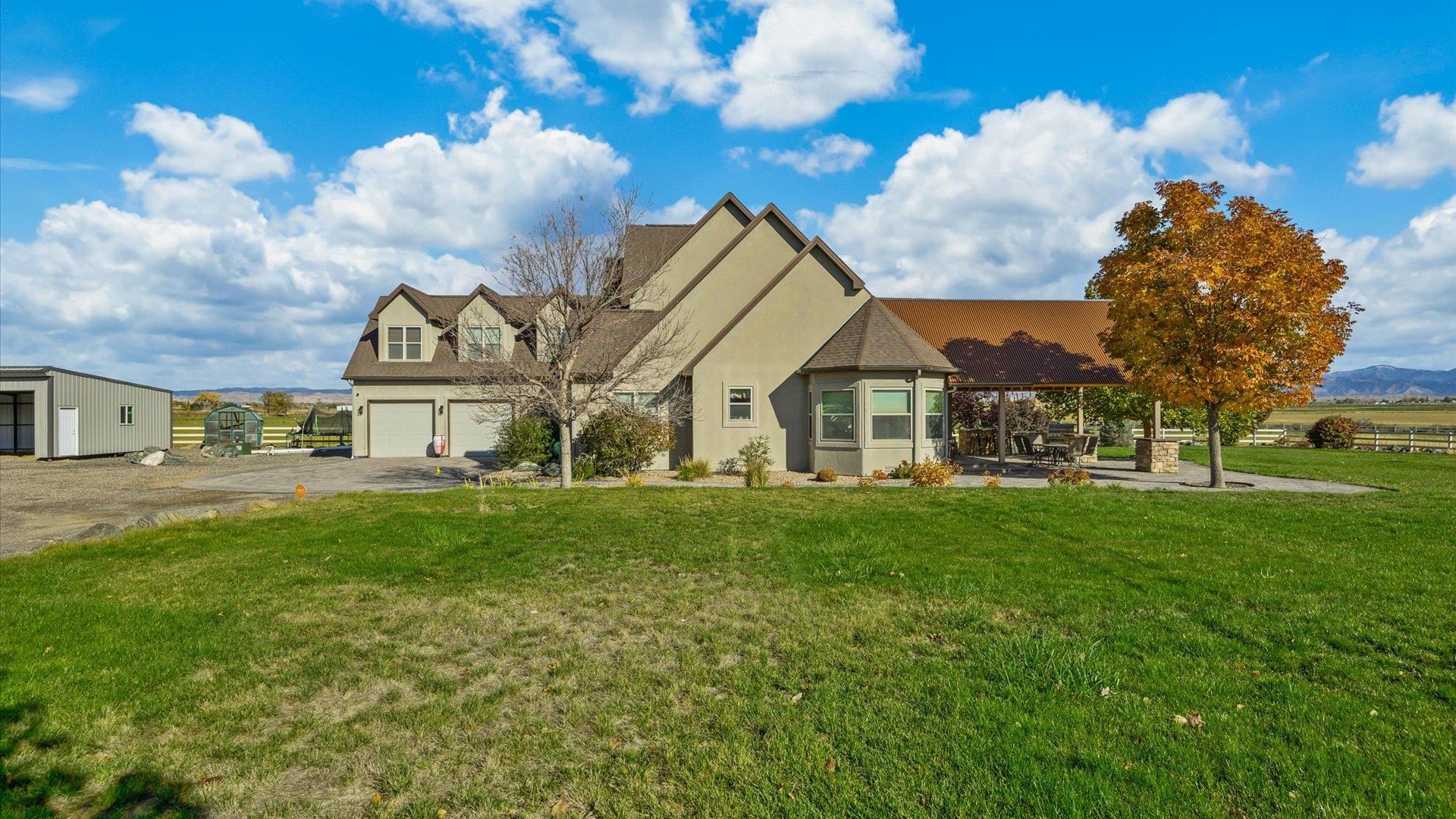 1516 13 Road Property Photo 11