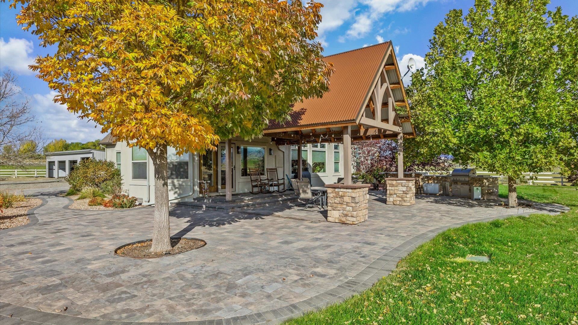 1516 13 Road Property Photo 13
