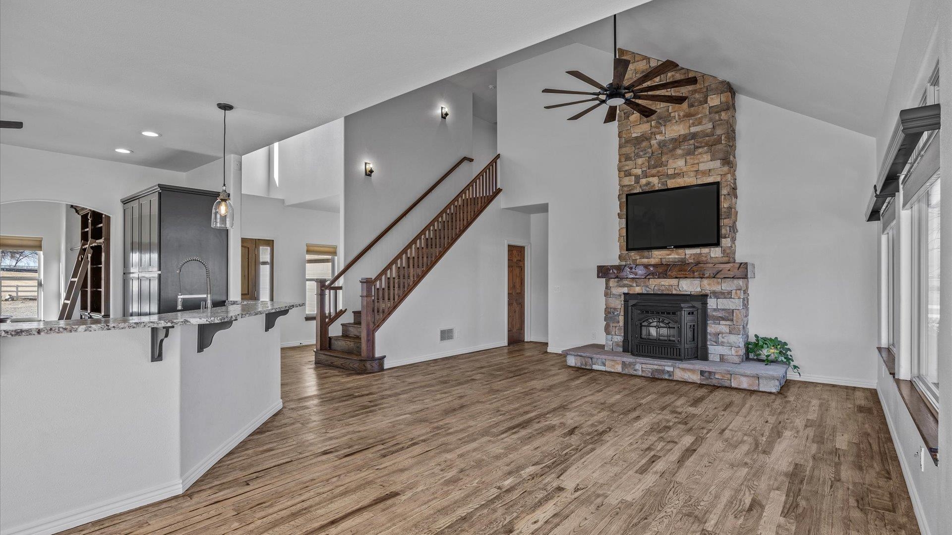 1516 13 Road Property Photo 16