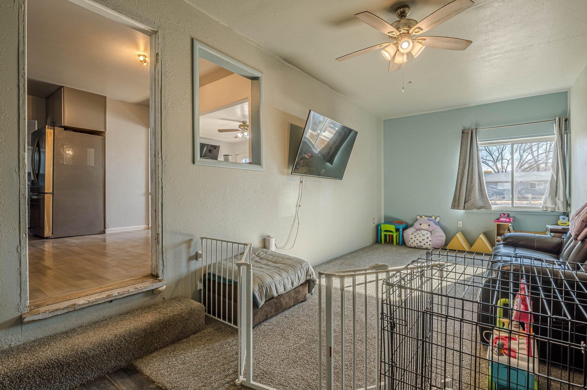1039 E Aspen Avenue Property Photo 15