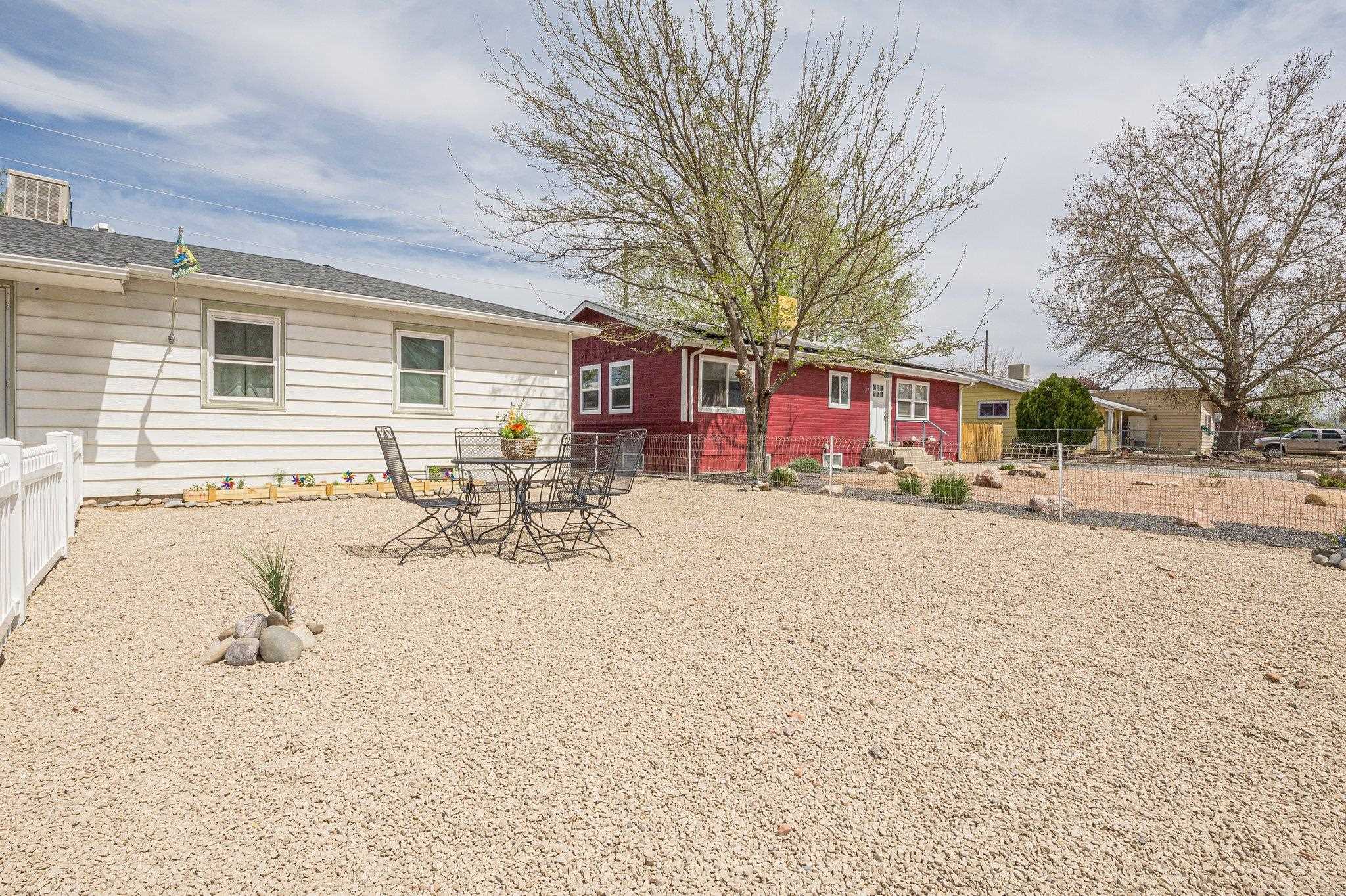 1039 E Aspen Avenue Property Photo 36