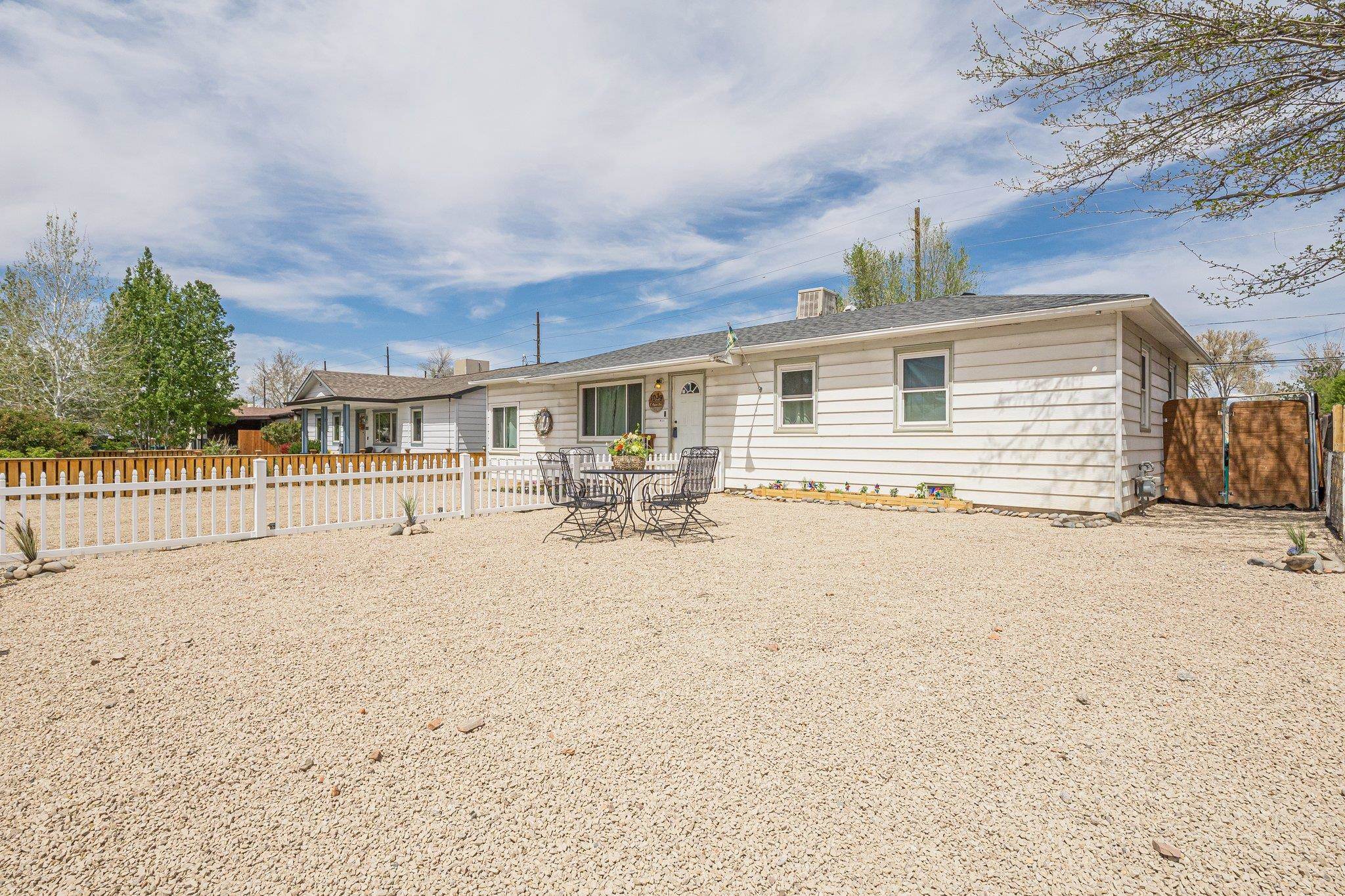 1039 E Aspen Avenue Property Photo 37