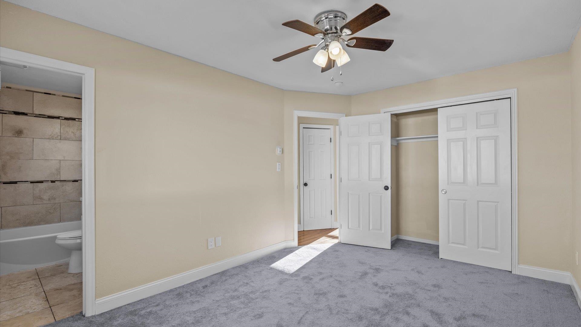 2844 1/2 Grand Cascade Court Property Photo 5