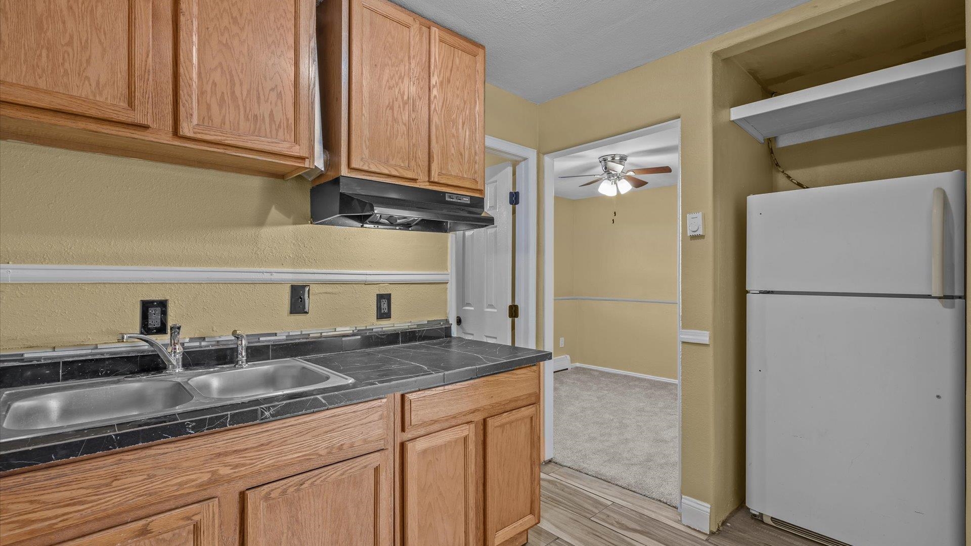 2844 1/2 Grand Cascade Court Property Photo 12