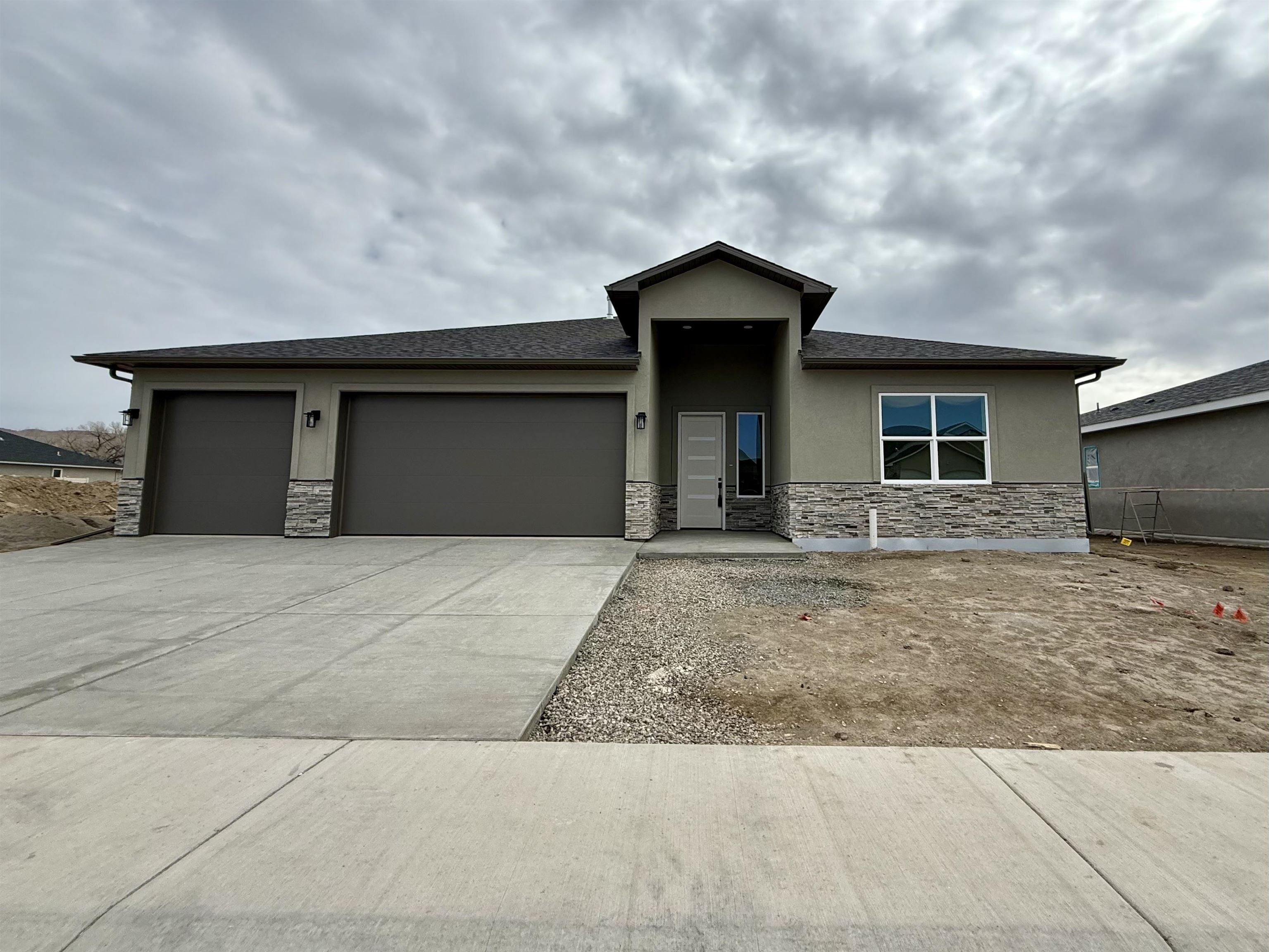 632 Anvil Way Property Photo 1