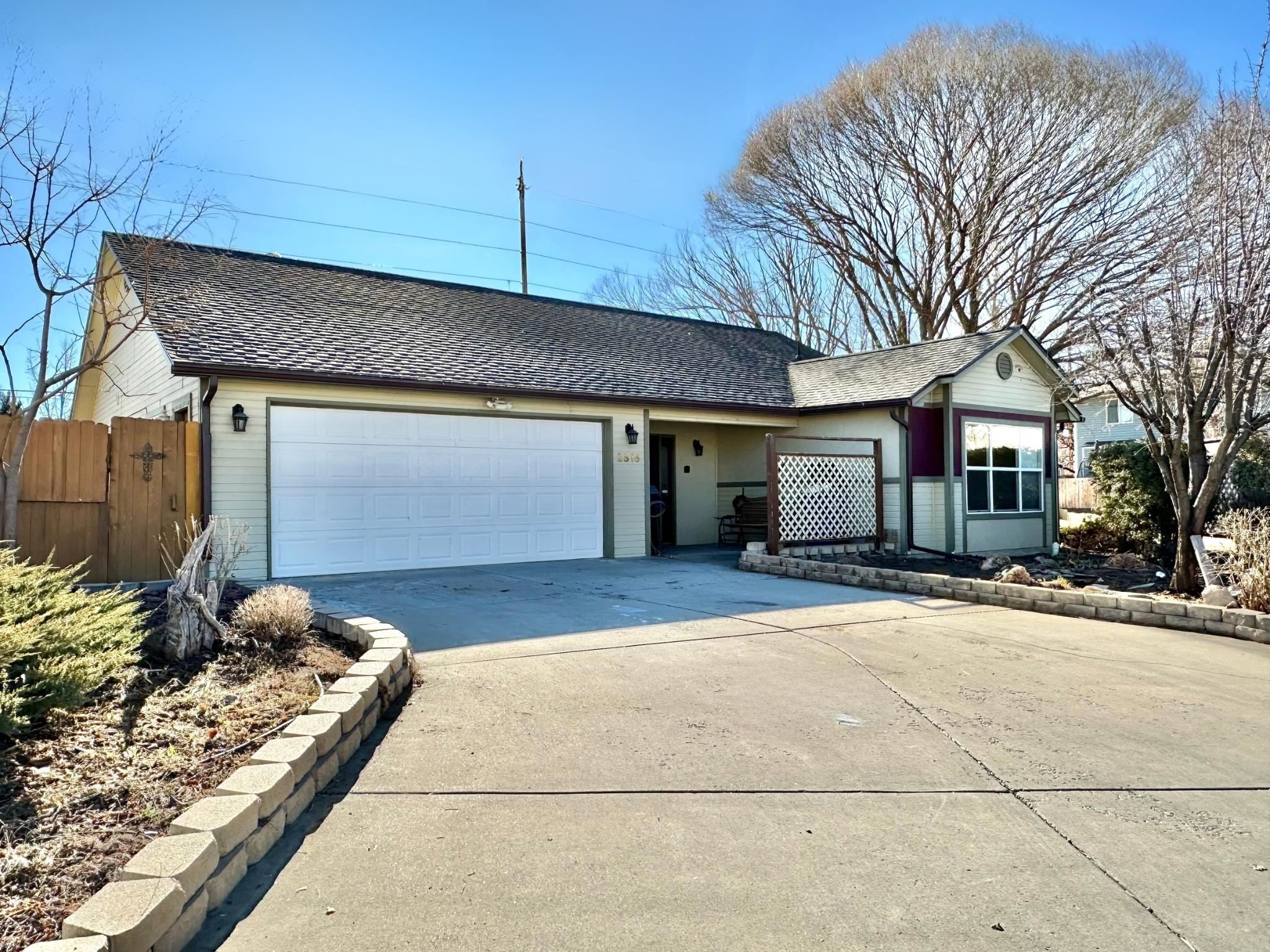 2815 Arlington Villa Drive Property Photo