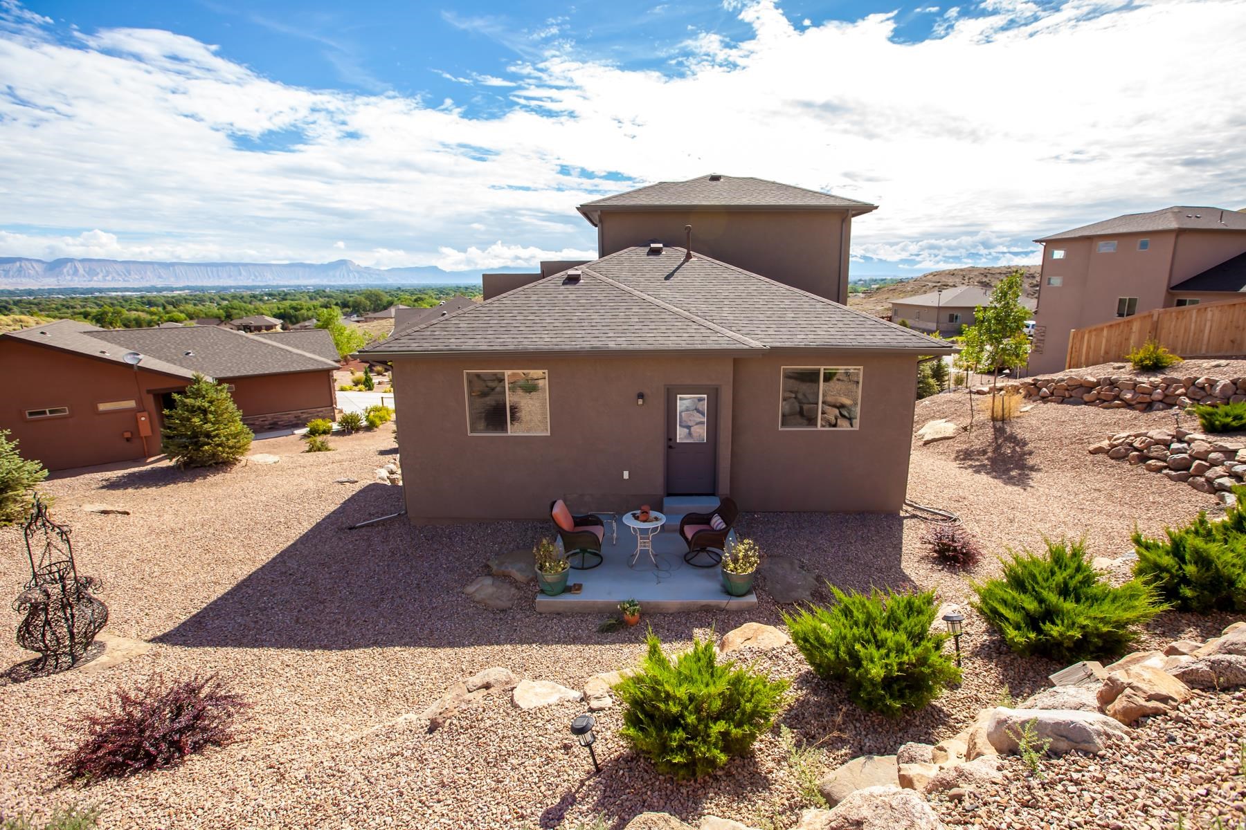 207 Secret Canyon Court Property Photo 3